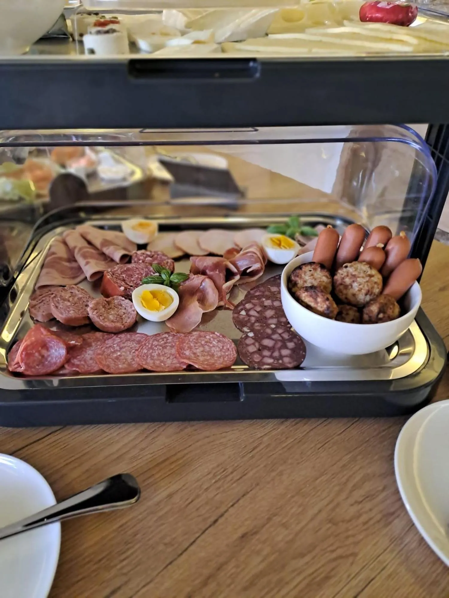 Breakfast in Hotel Rhin Inn