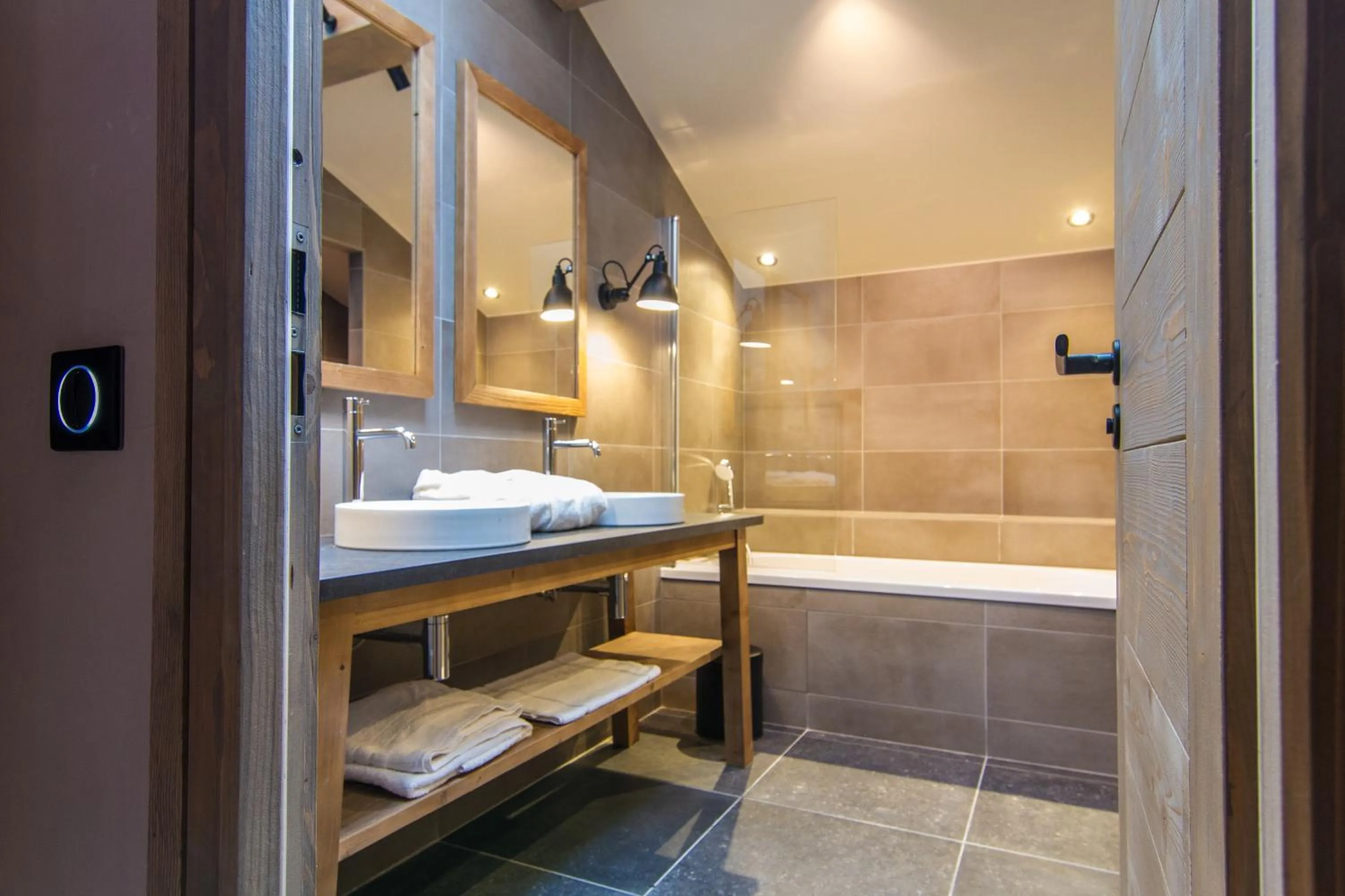 Bathroom in Hôtel de la Roche