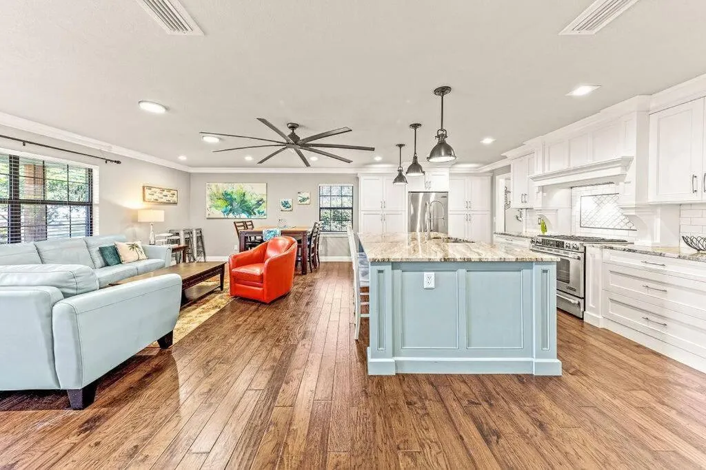 Kitchen or kitchenette in Foley Palms & OWA Resort / Pool