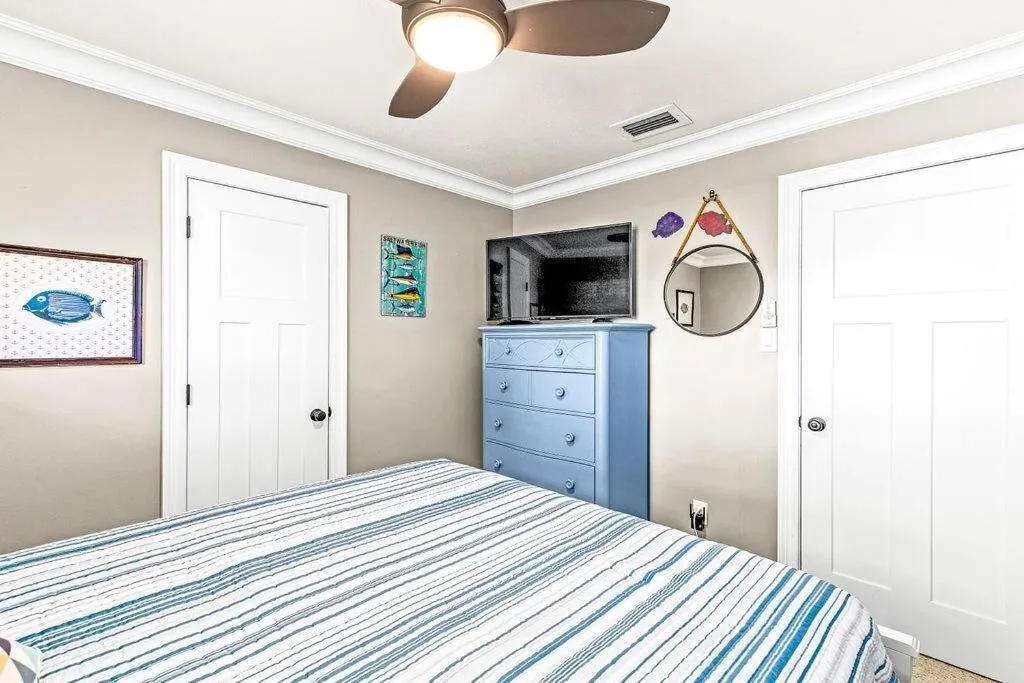 Bed in Foley Palms & OWA Resort / Pool