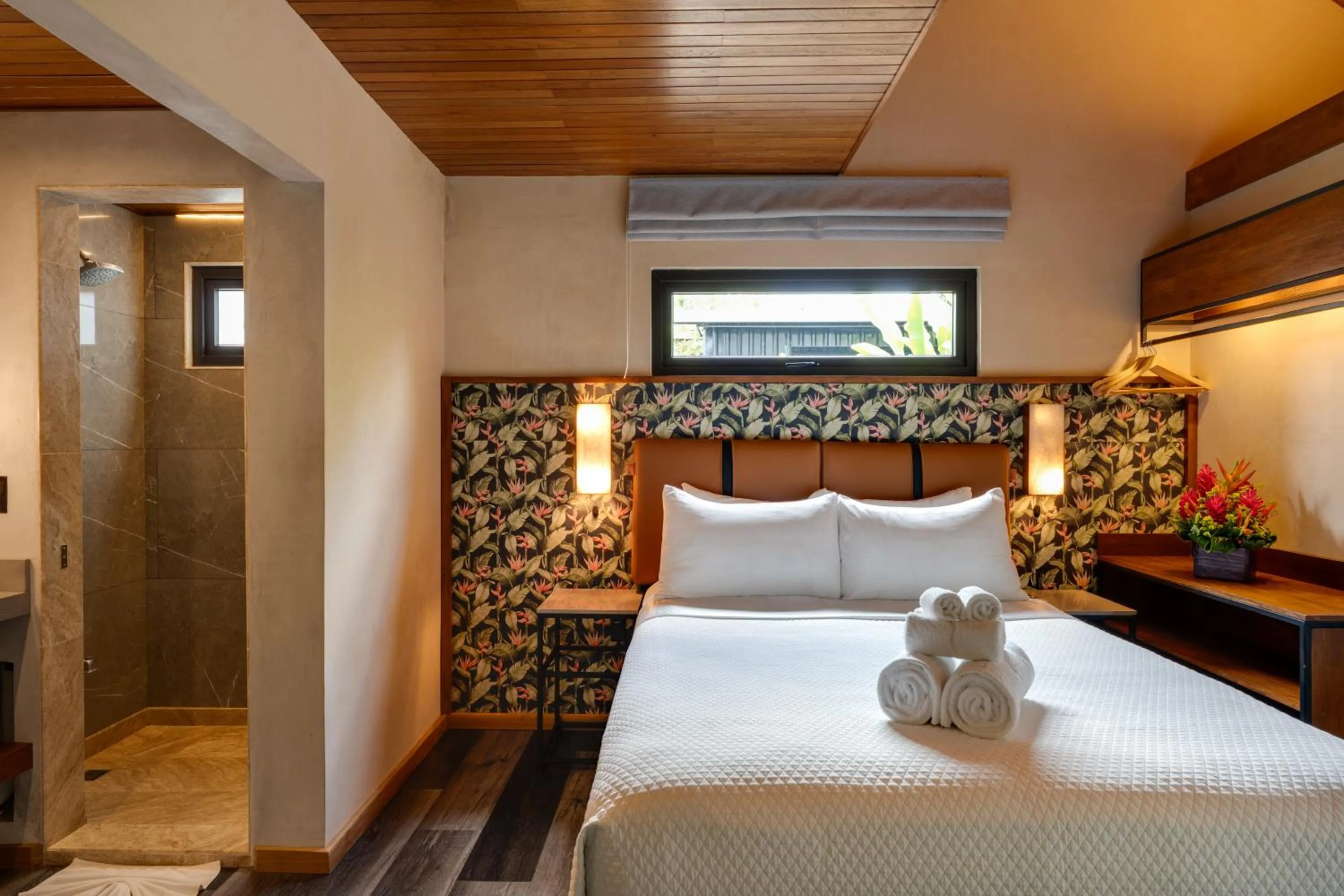 Bedroom, Bed in Suwa Villa Arenal