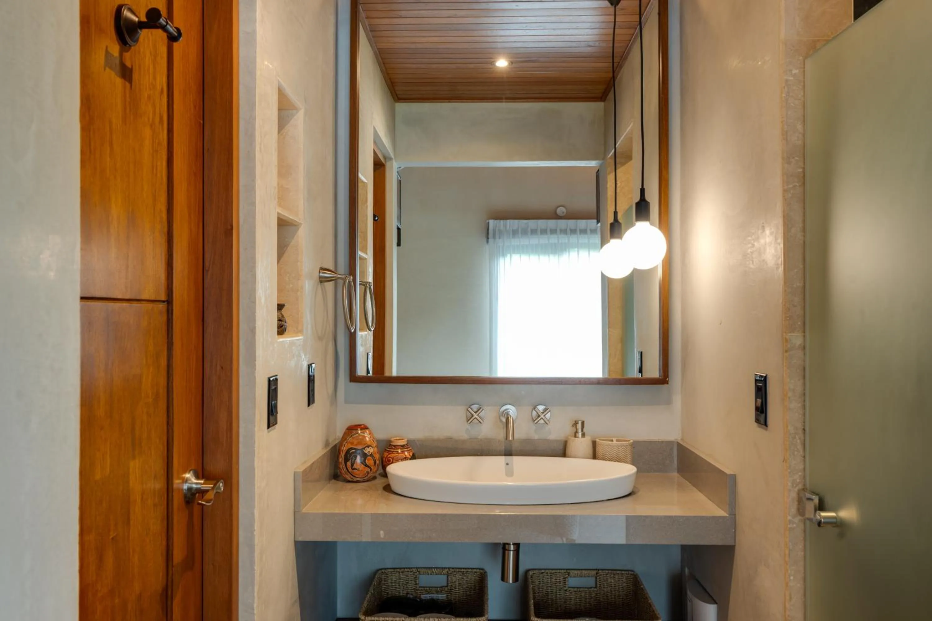 Bathroom in Suwa Villa Arenal