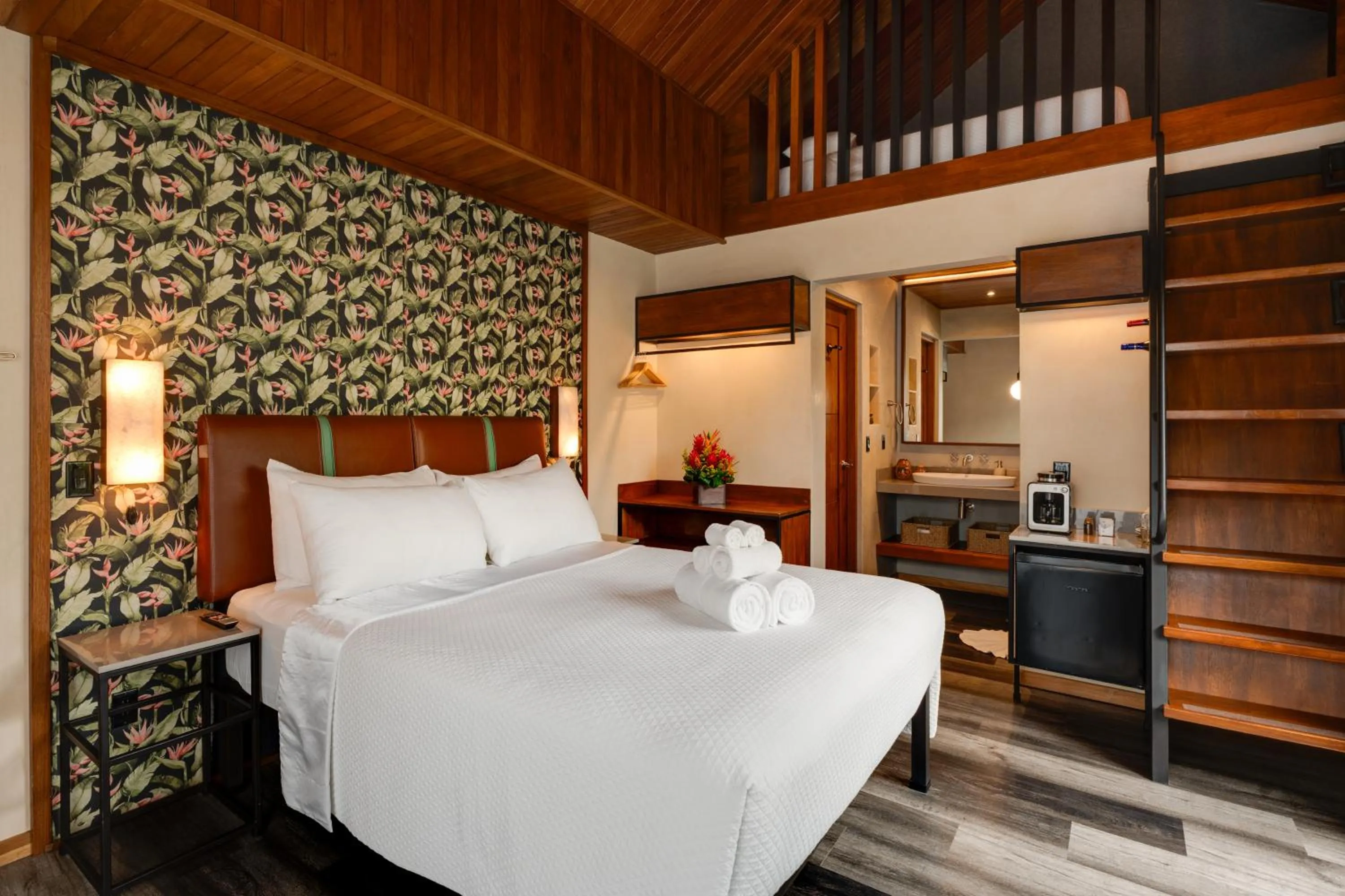 Bedroom, Bed in Suwa Villa Arenal