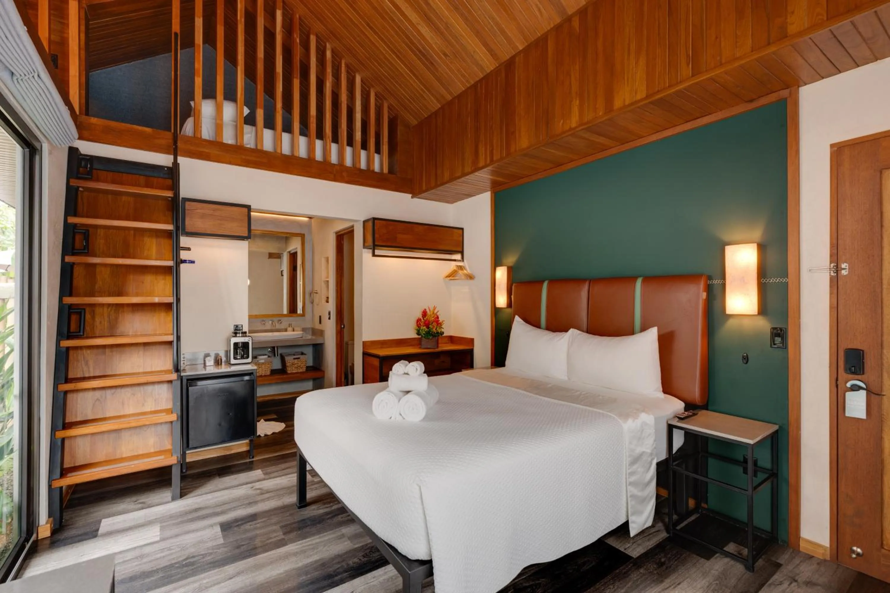 Bedroom, Bed in Suwa Villa Arenal