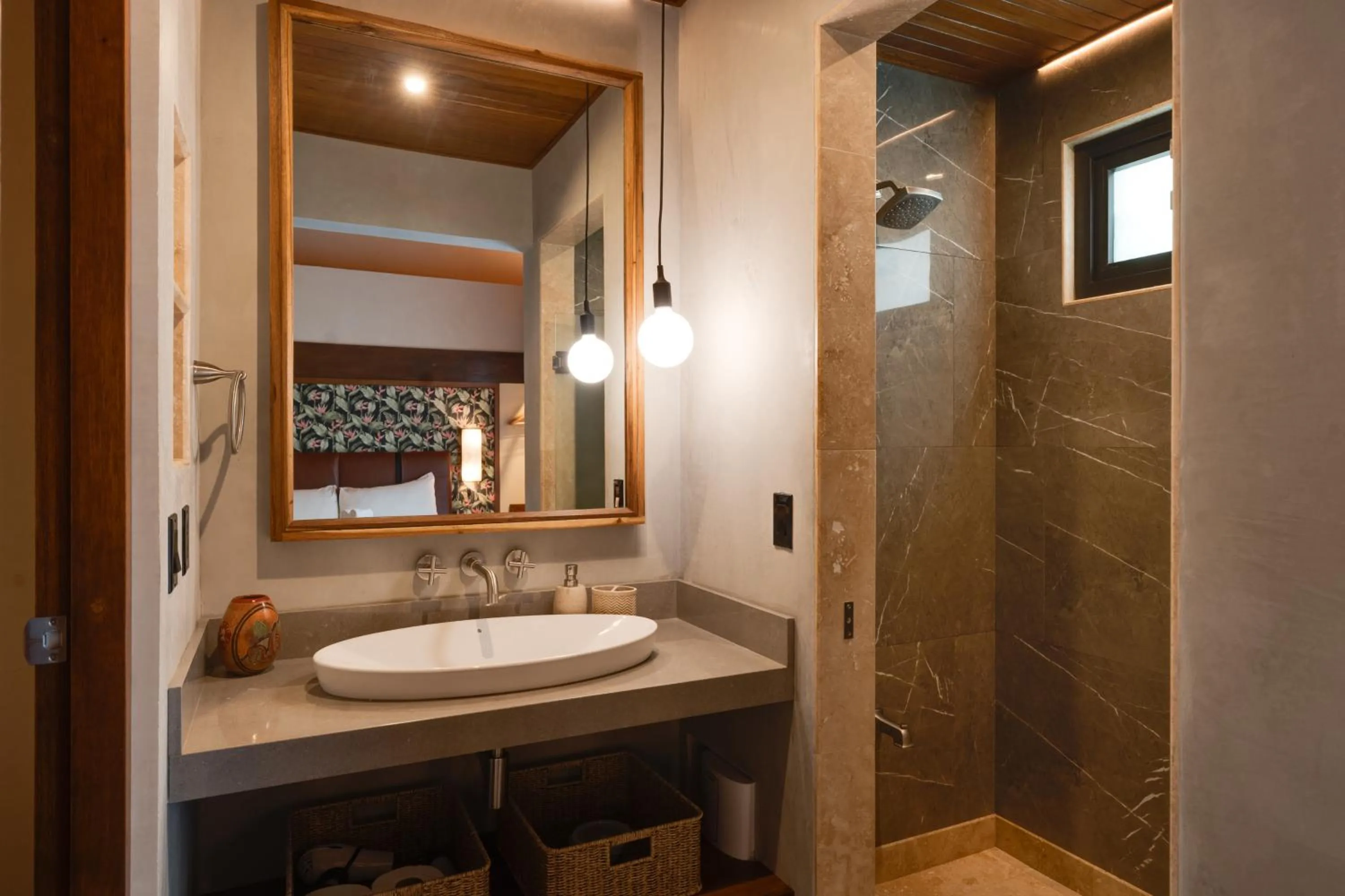 Bathroom in Suwa Villa Arenal