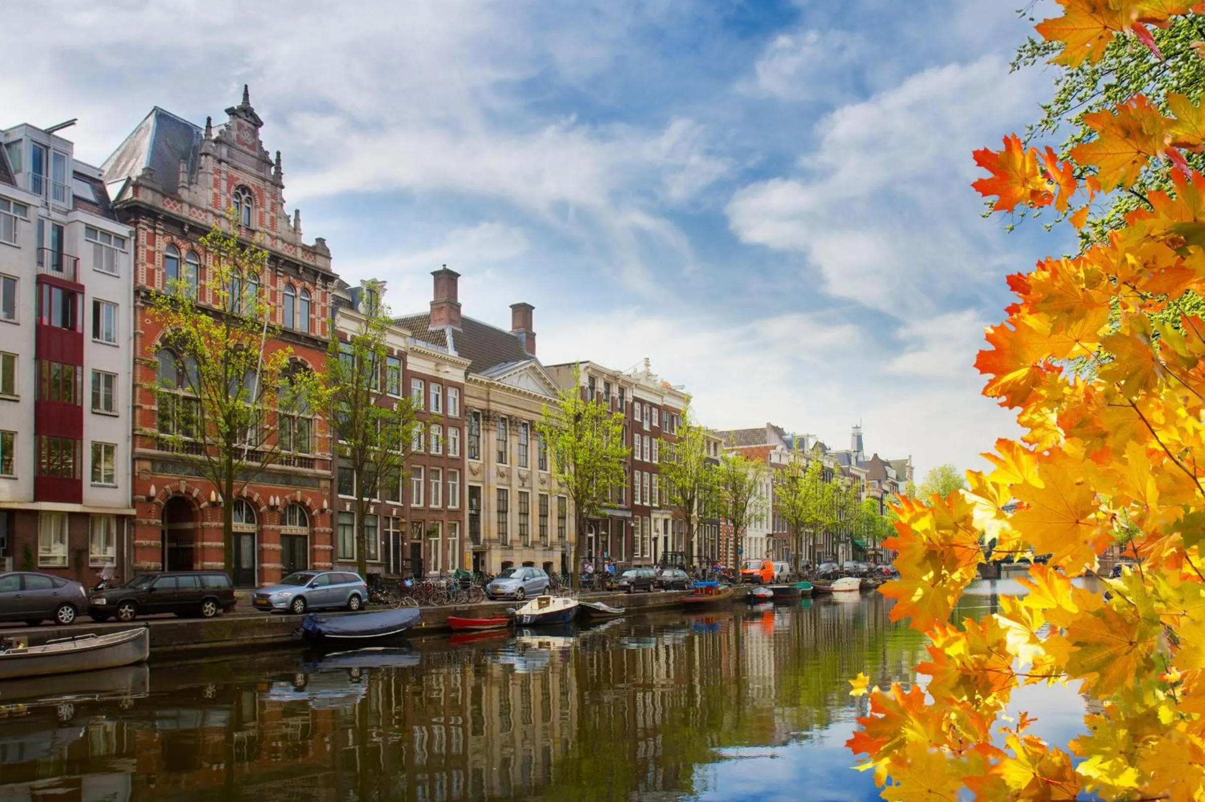 Nearby landmark in Amsterdam Lake Hotel