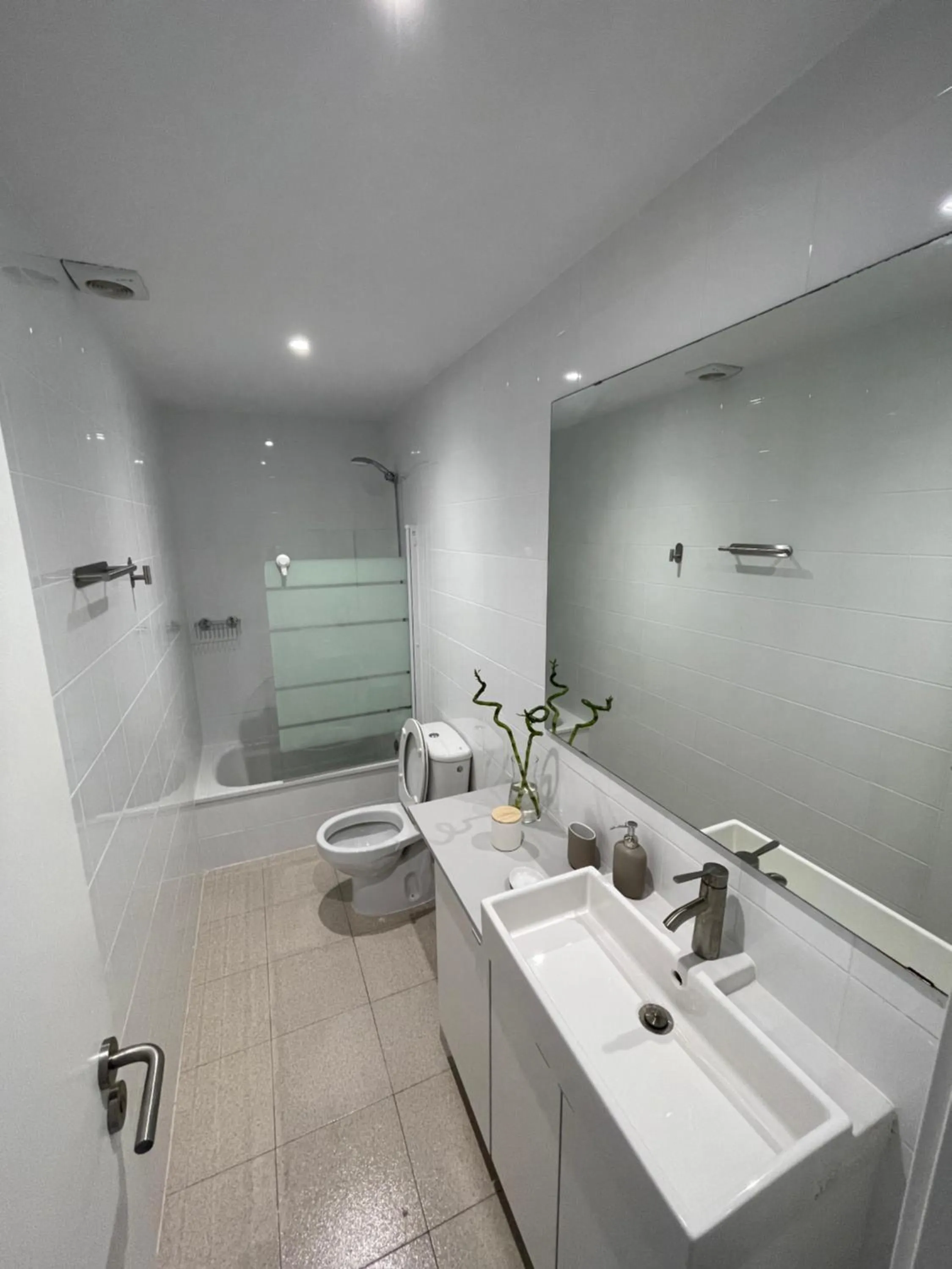 Bathroom in Arena, exquisito apartamento con aire acondicionado en la playa