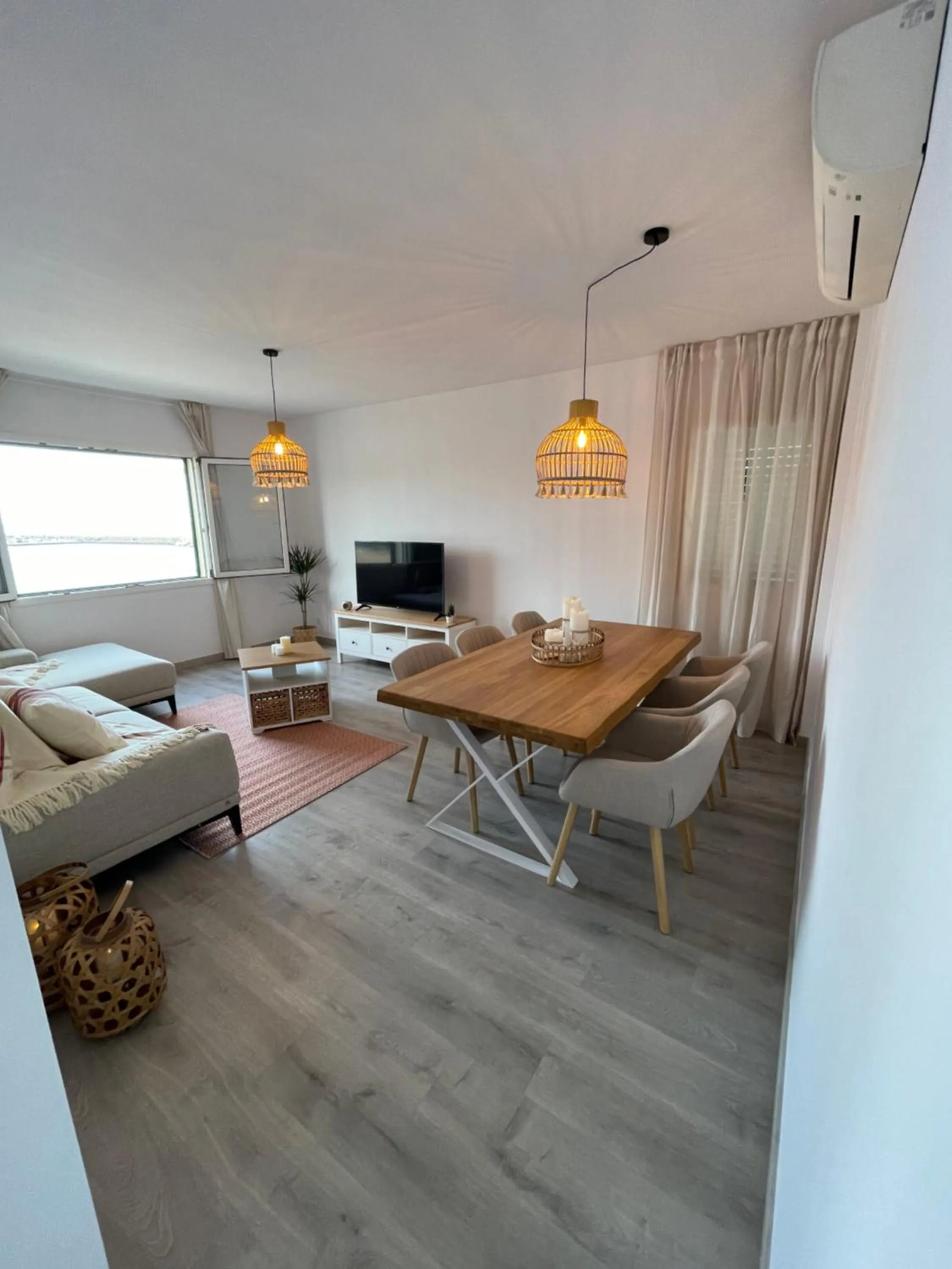 Arena, exquisito apartamento con aire acondicionado en la playa