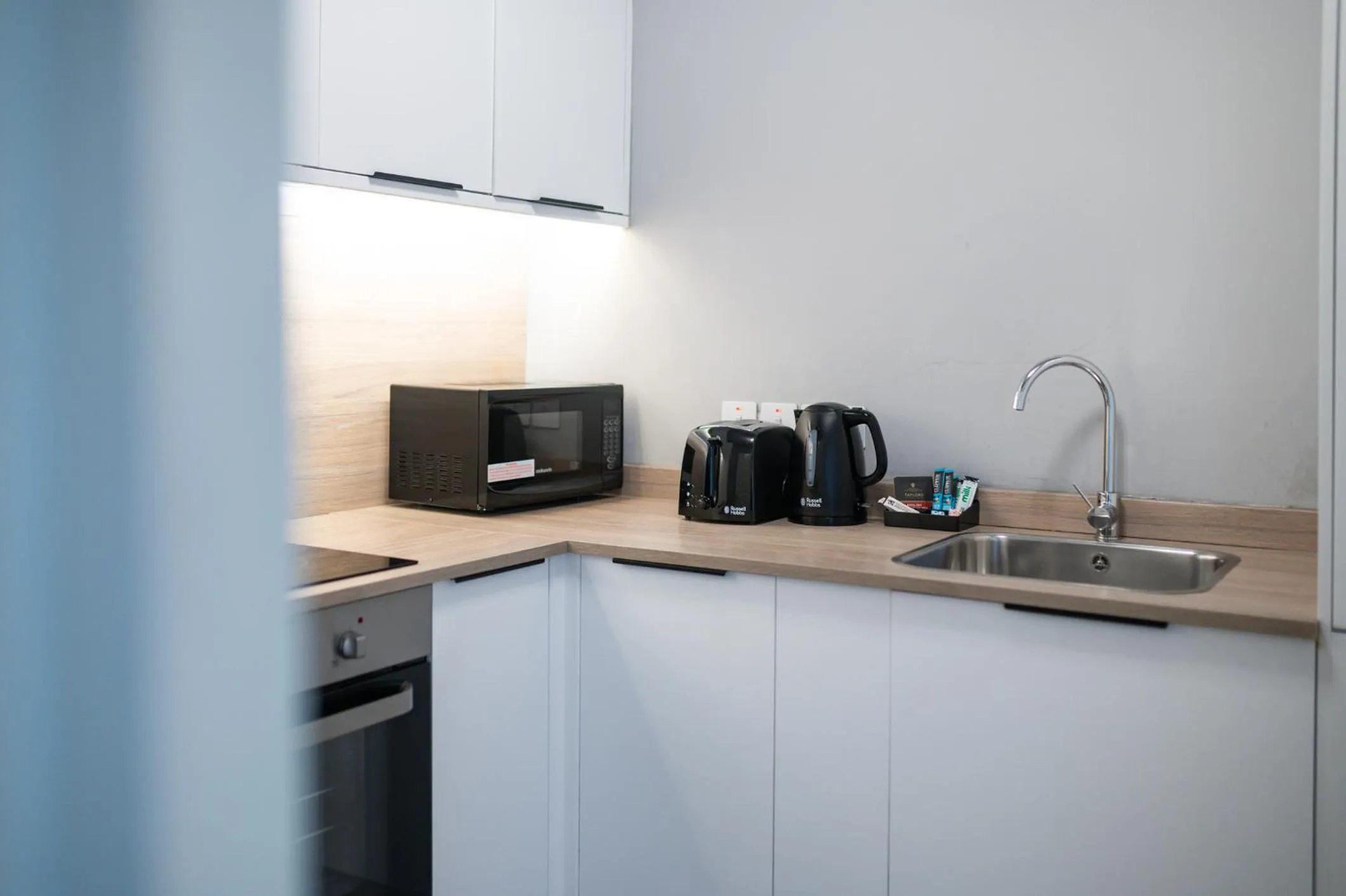 Kitchen or kitchenette in Paddington by CAPITAL