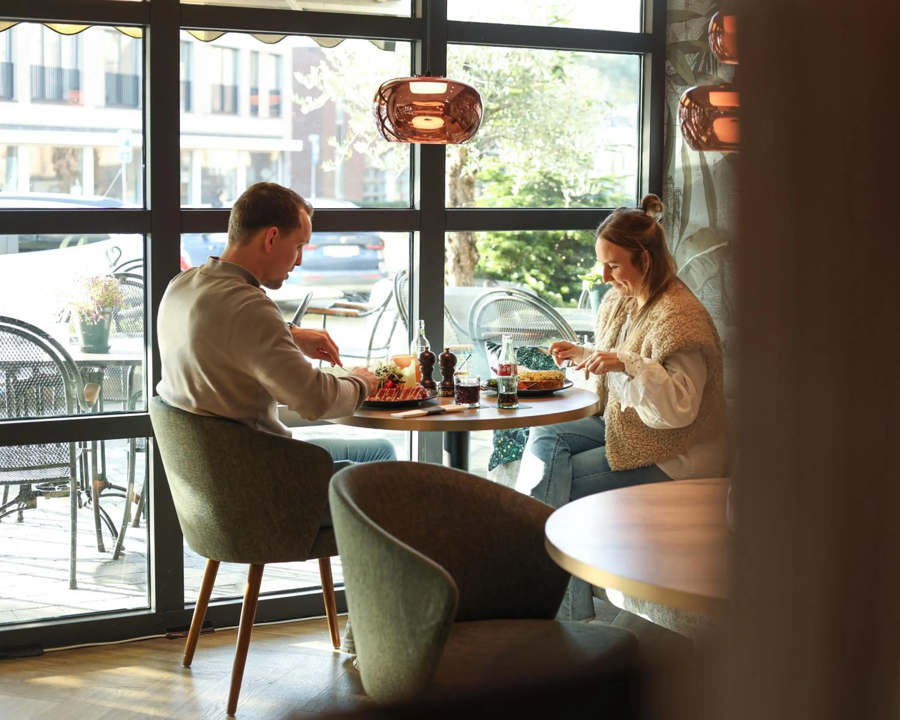 Restaurant/places to eat in Hotel Restaurant De Zwaan