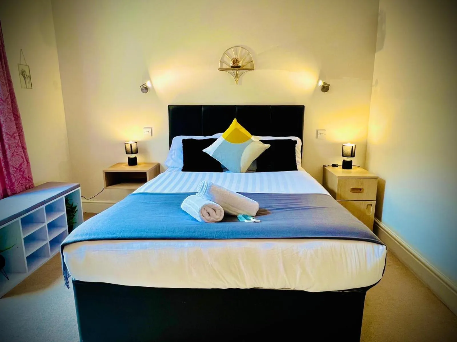 Bedroom, Bed in Green Gables Hotel