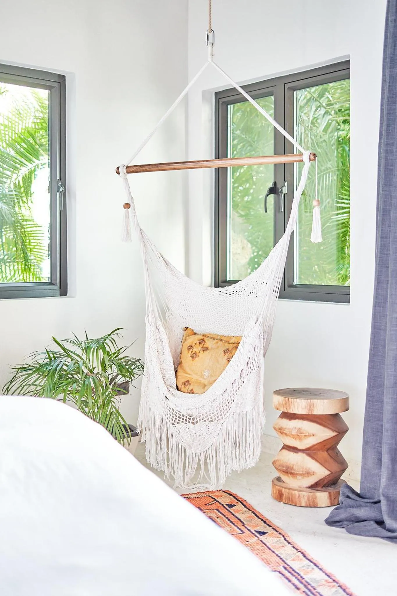 Bed in The Aerial, BVI