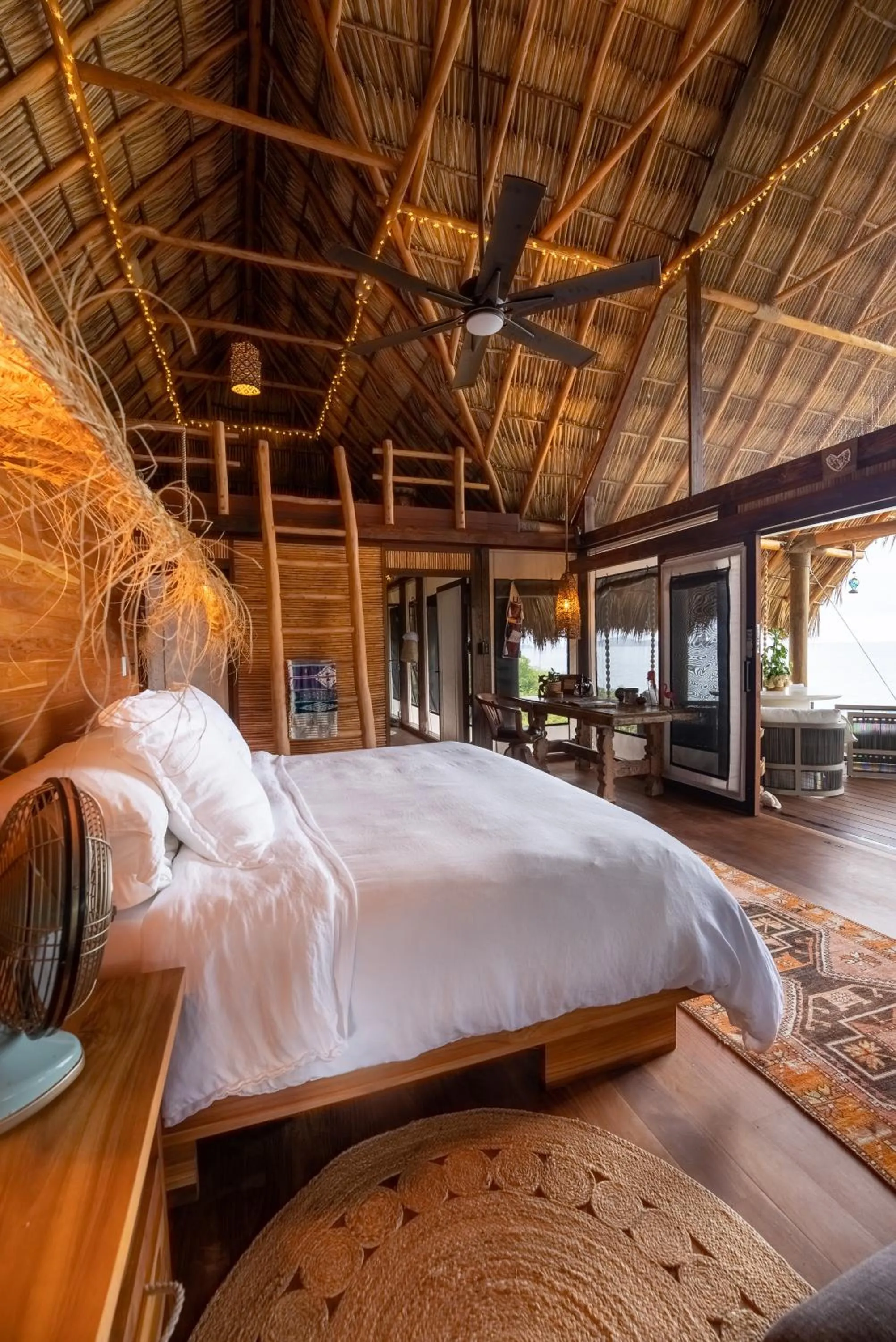 Bed in The Aerial, BVI