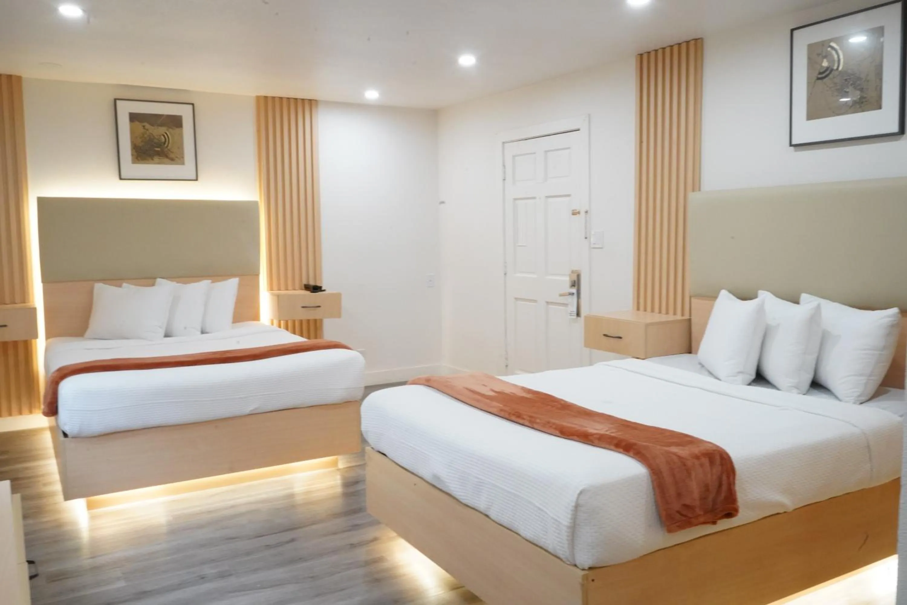 Bed in San Francisco Inn