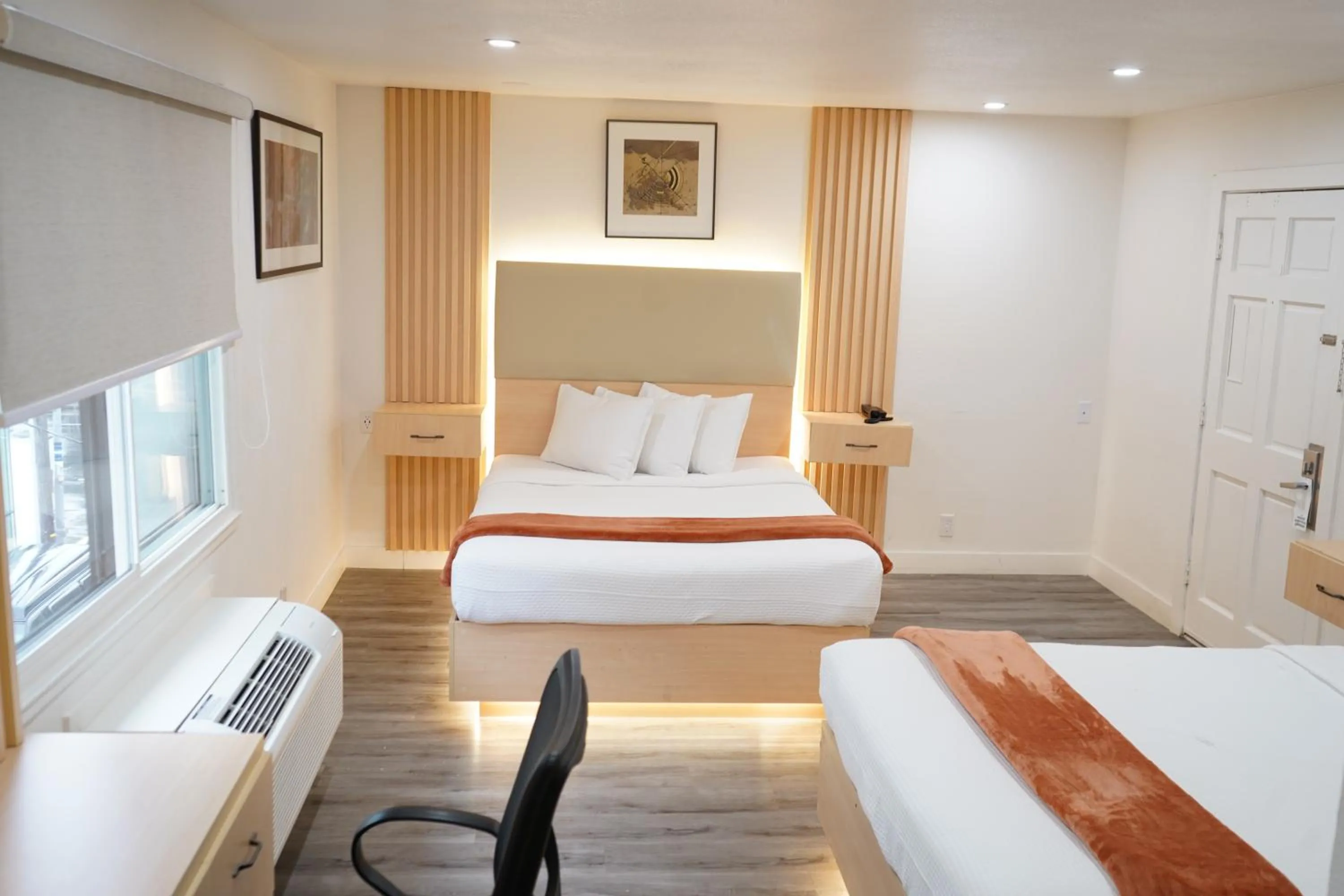 Bed in San Francisco Inn