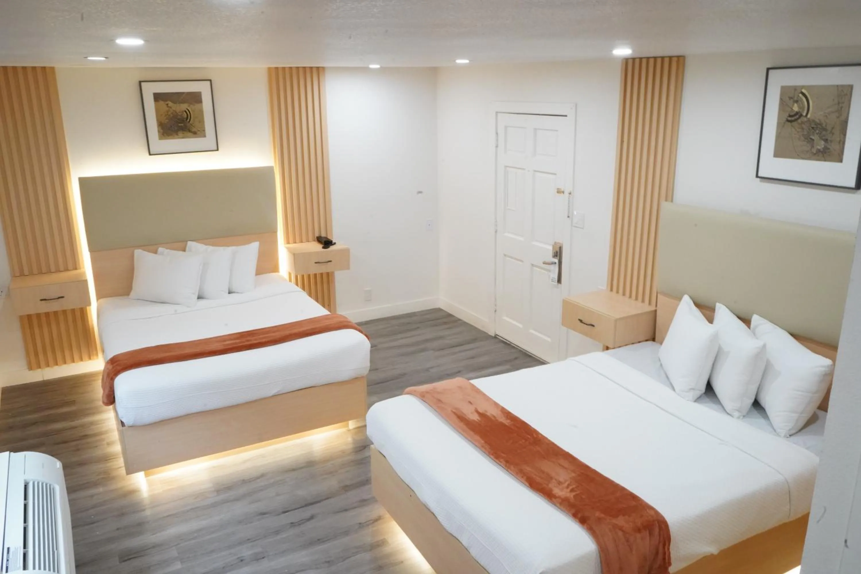 Bed in San Francisco Inn