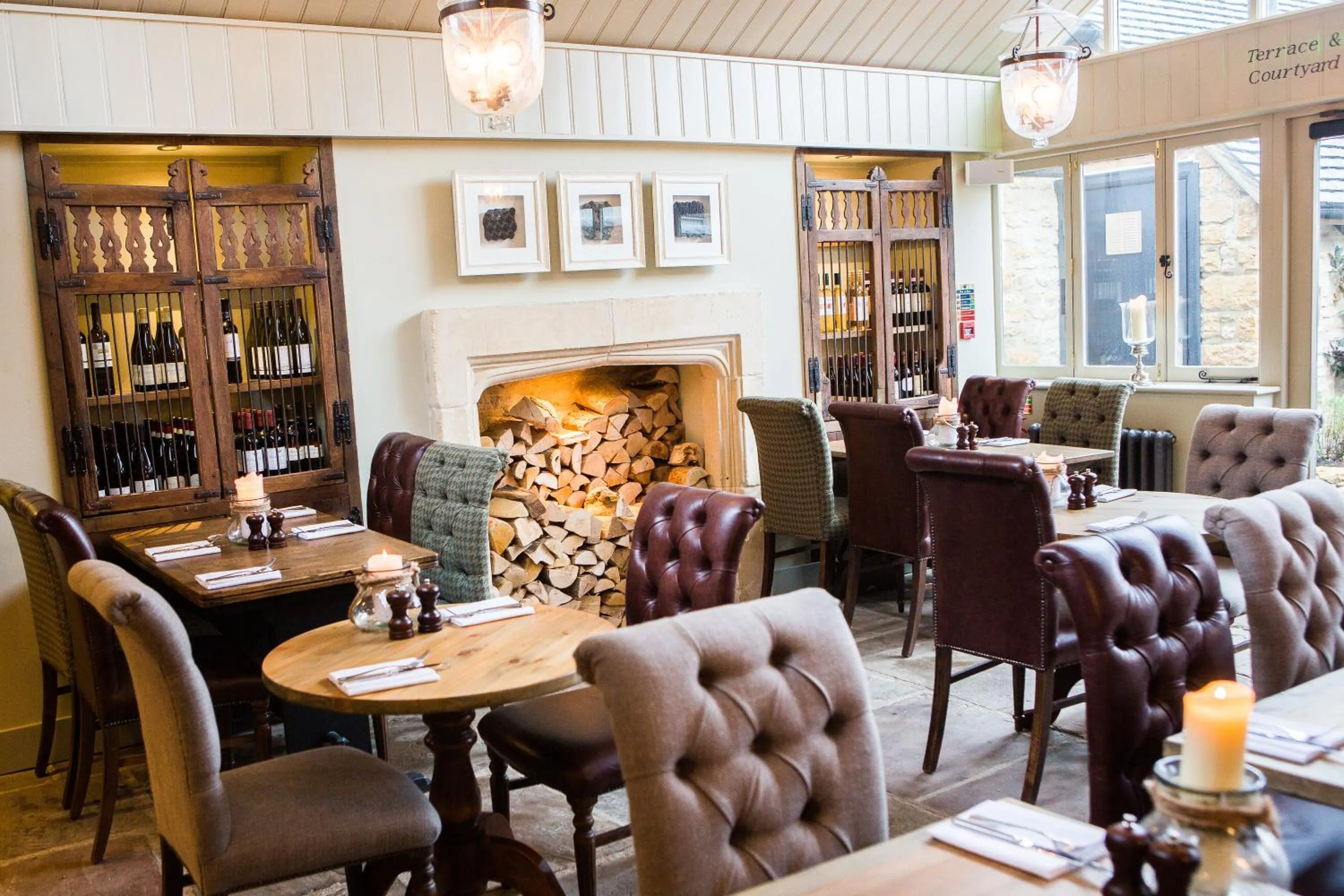 Restaurant/places to eat in The Porch House