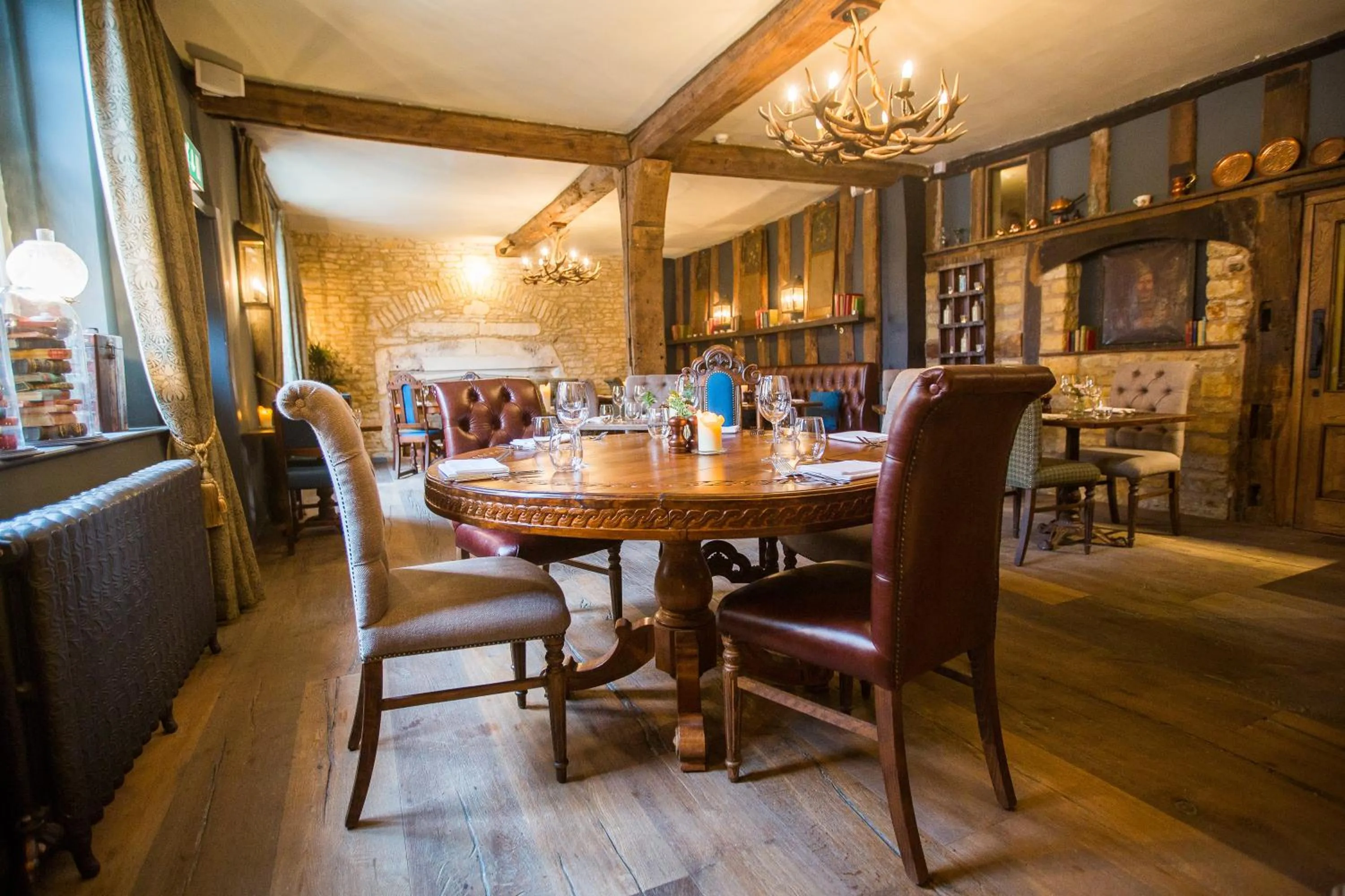 Restaurant/places to eat in The Porch House