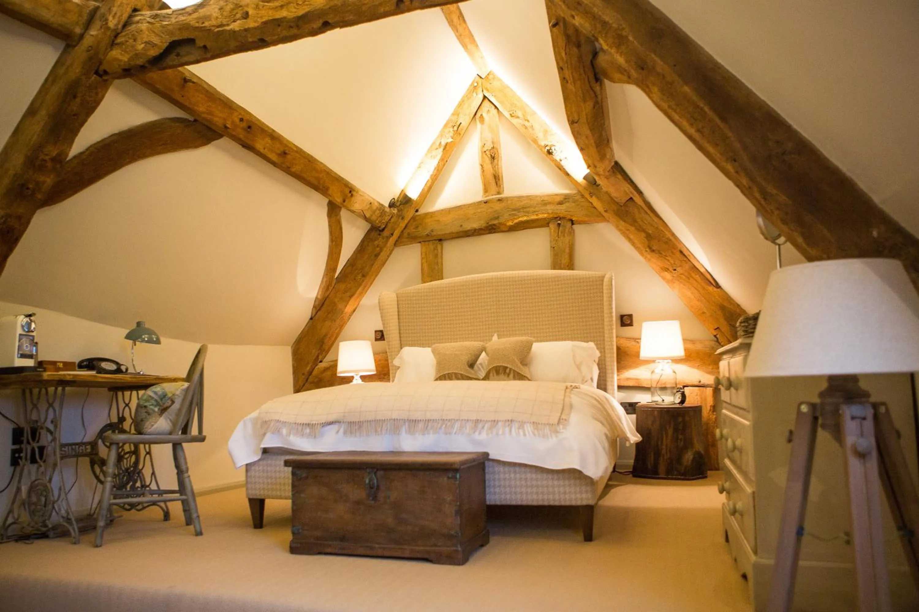 Bedroom, Bed in The Porch House