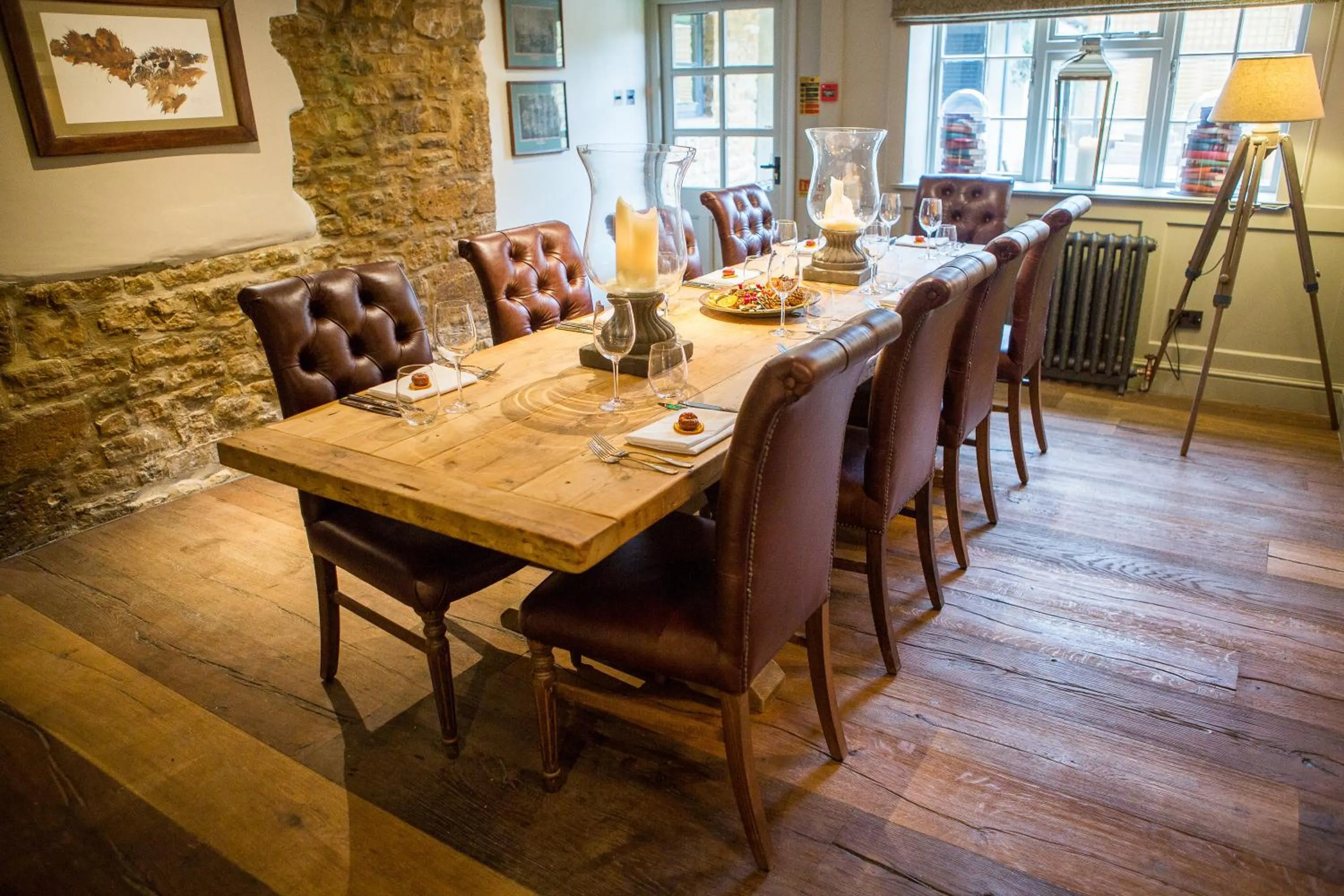 Restaurant/places to eat in The Porch House