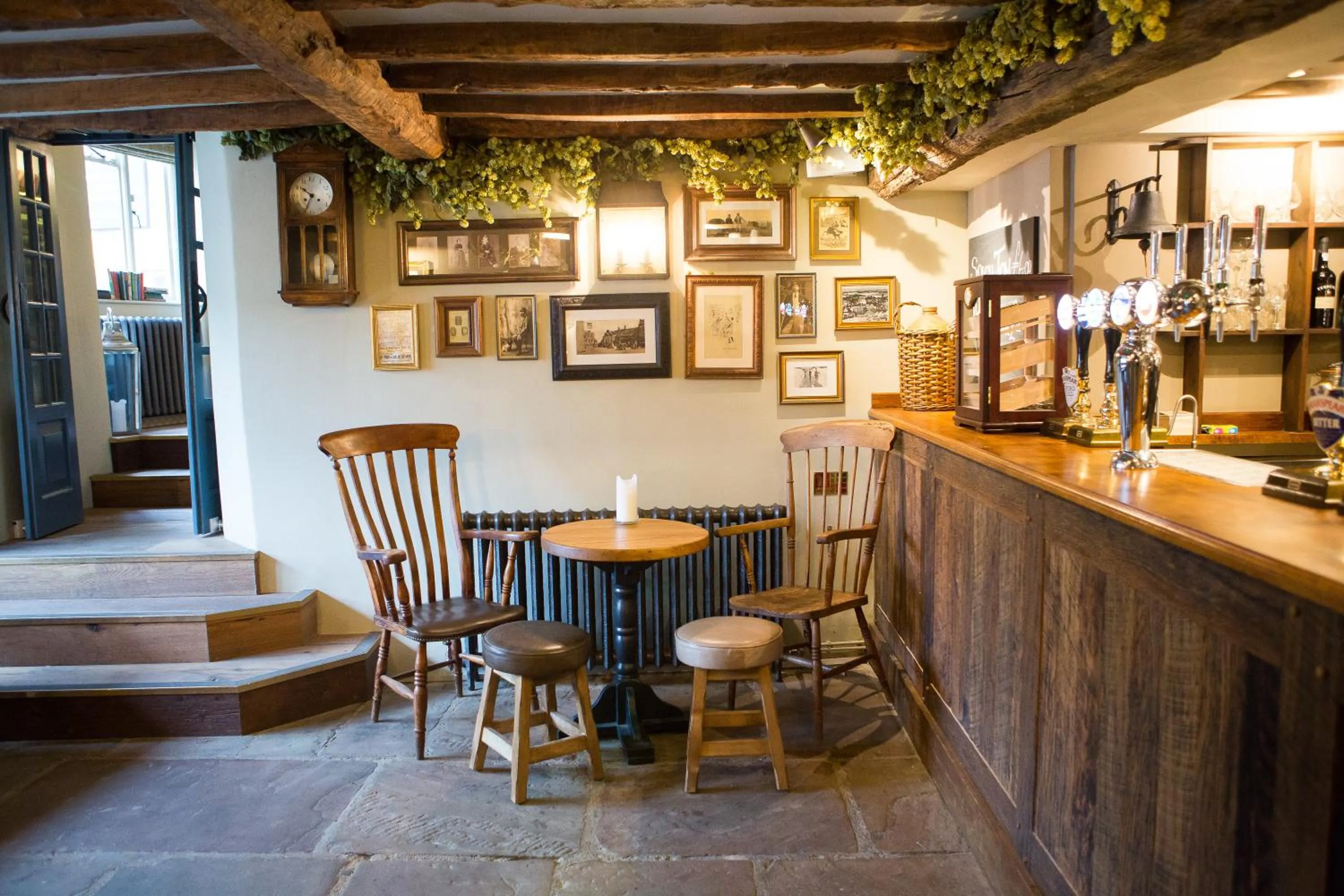 Lounge or bar in The Porch House