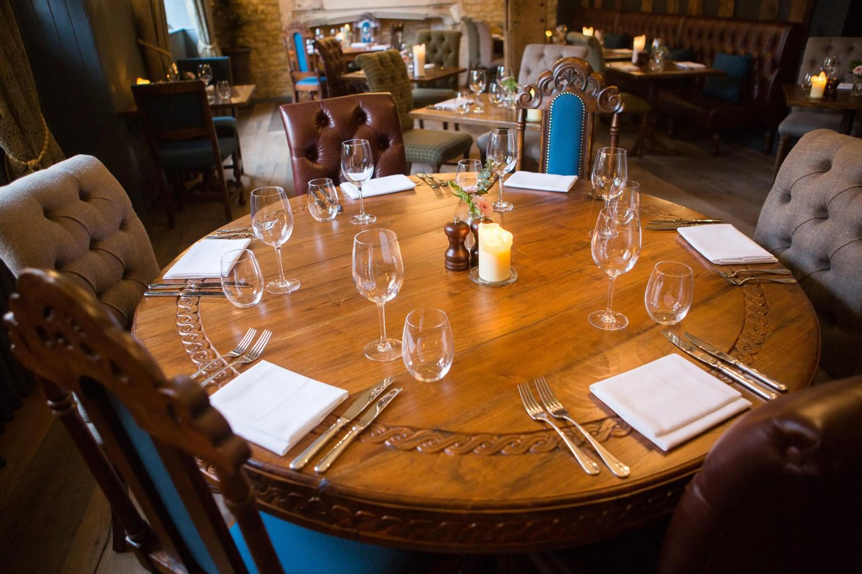 Restaurant/places to eat in The Porch House