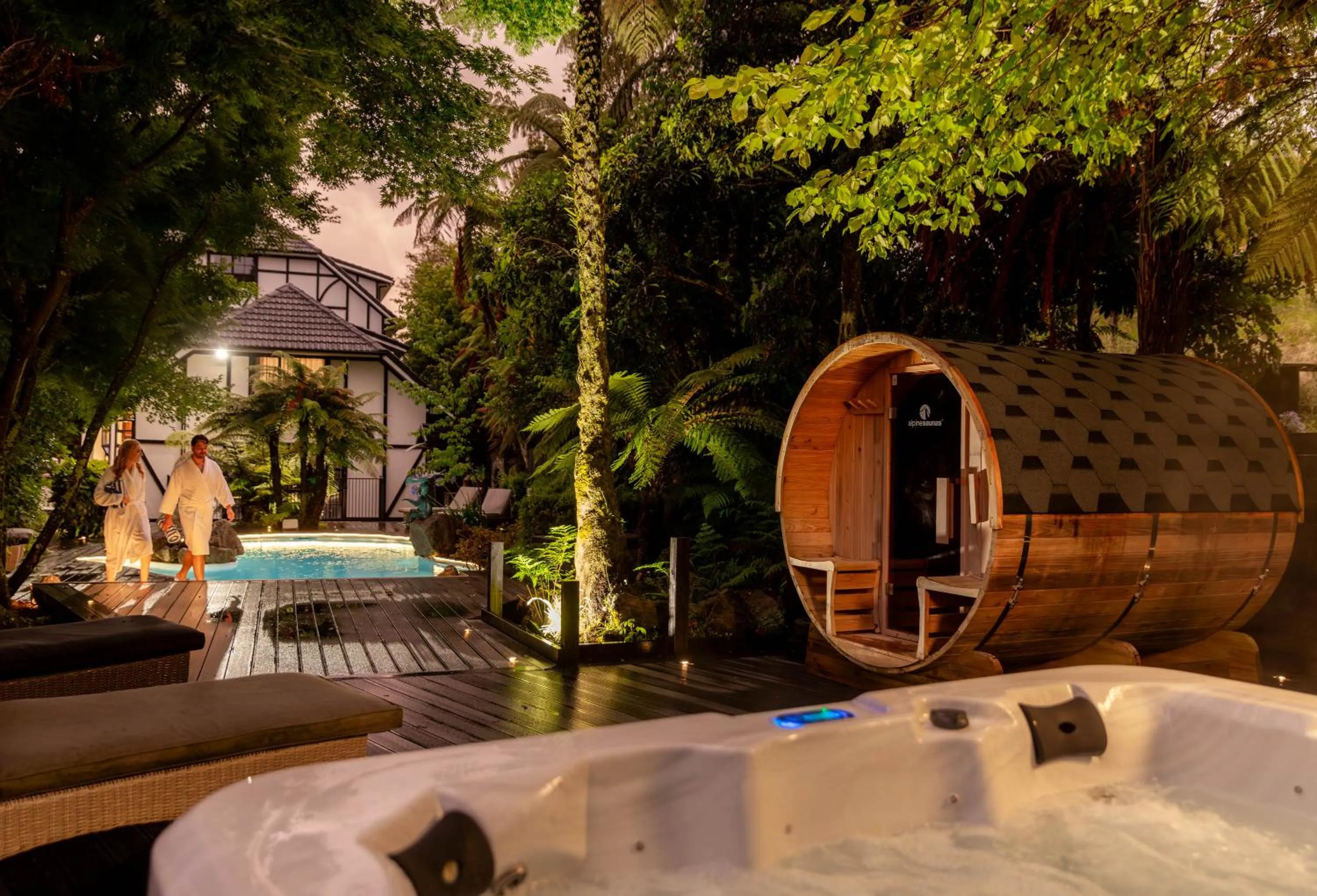 Hot Tub in Hana Lodge