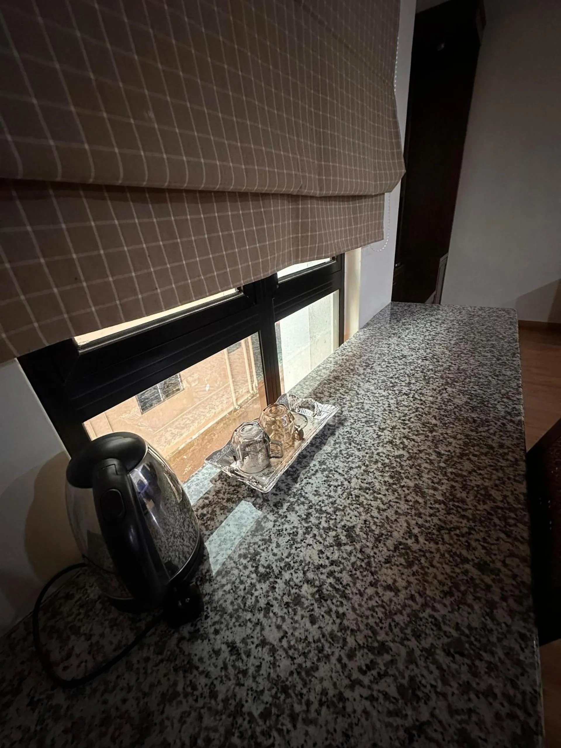 Property building in Maxwell inn