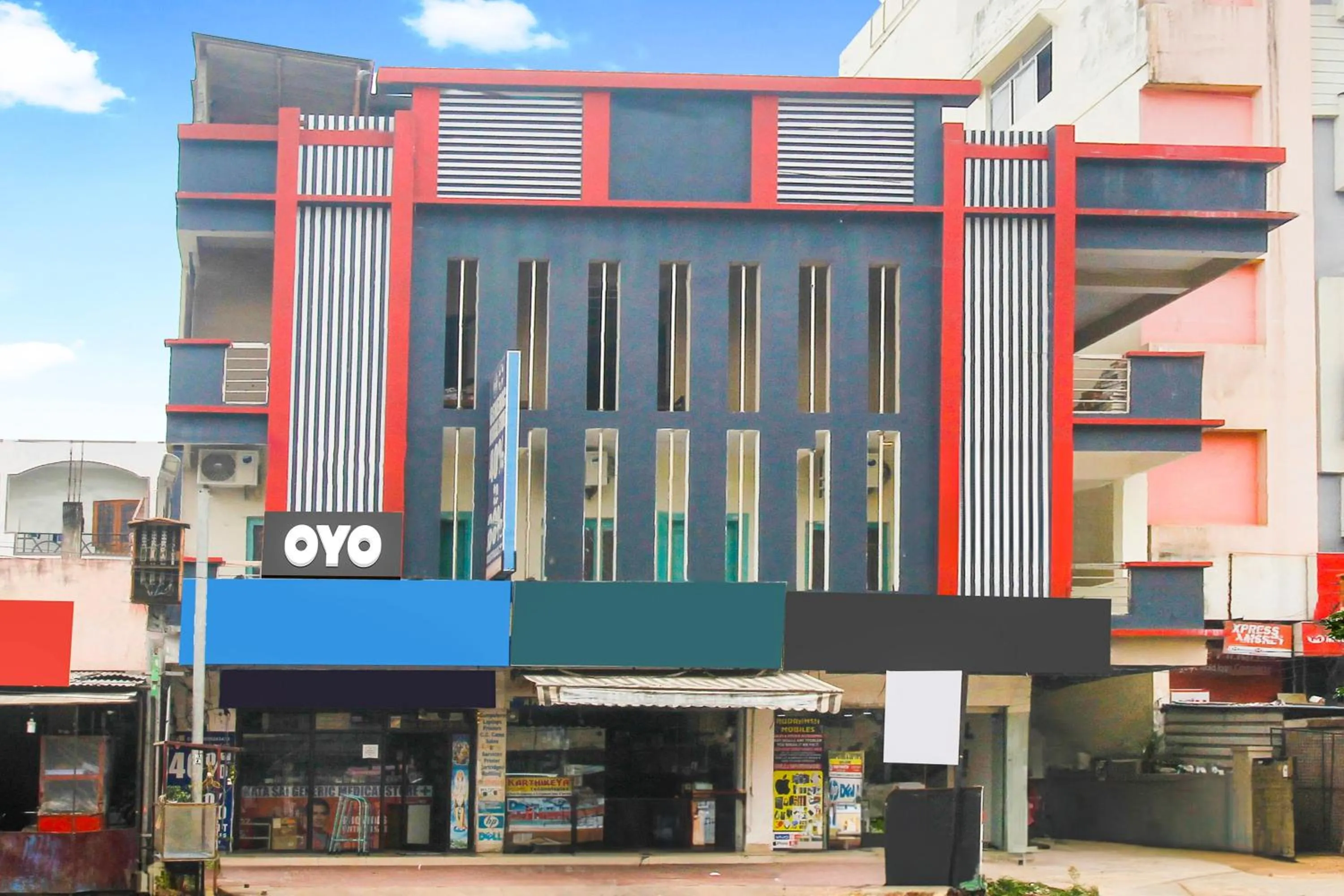 Facade/entrance in Hotel O R Squre Inn