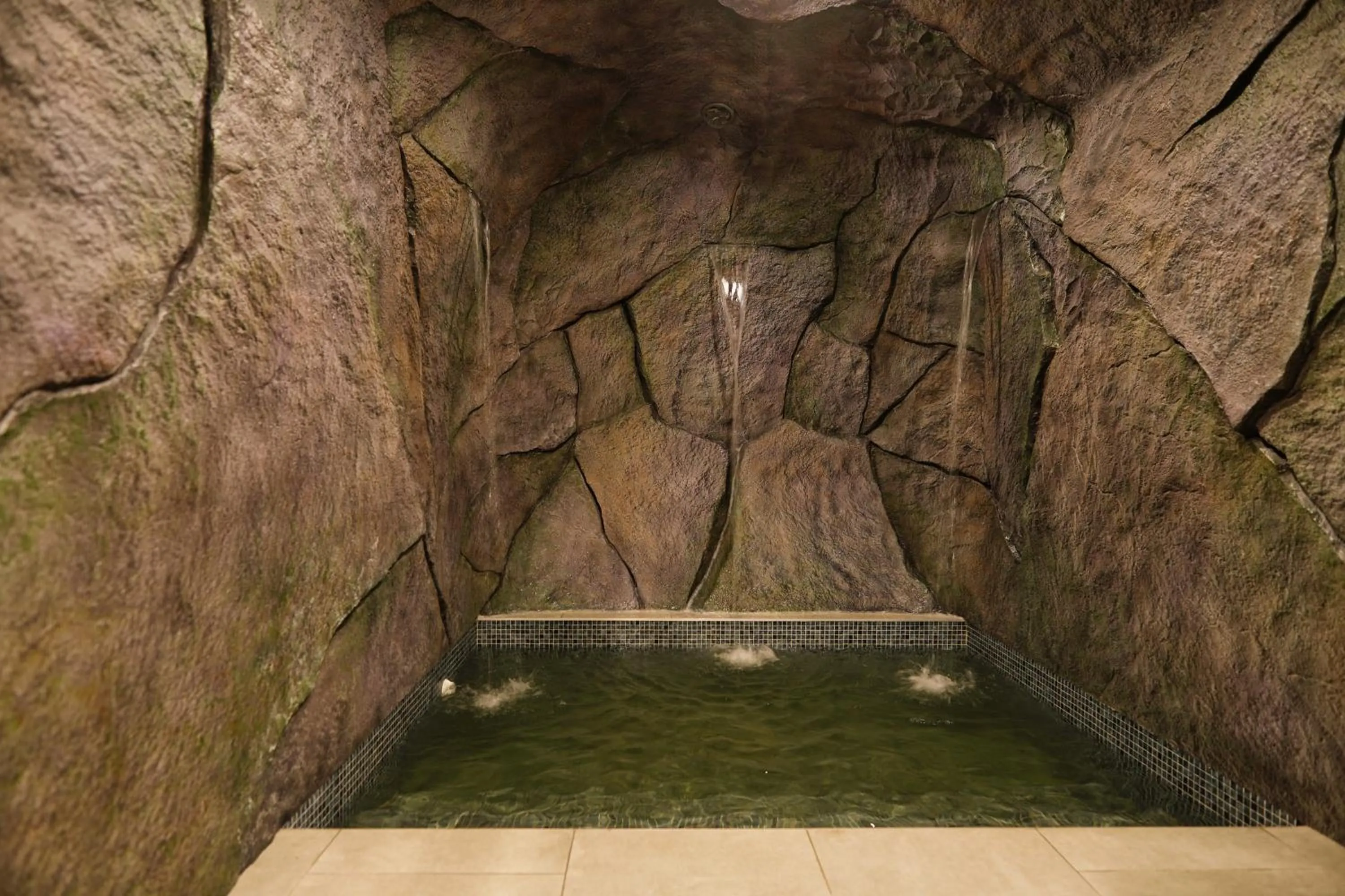 Sauna in Dili Town Resort and Spa