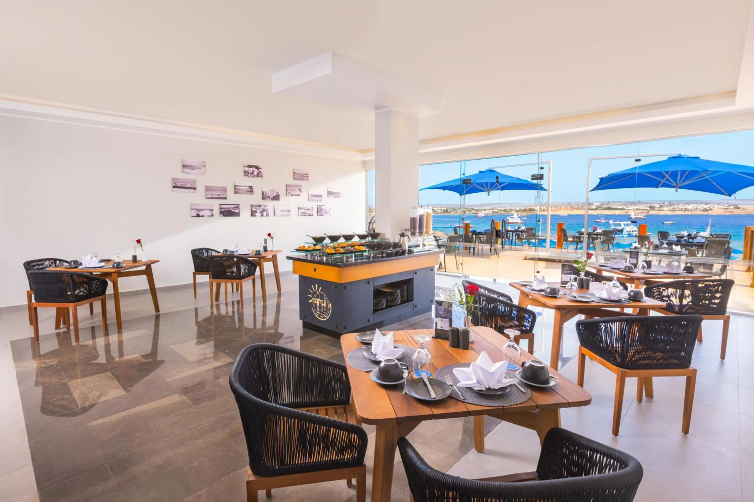 Restaurant/places to eat in Naama Bay Suites & SPA