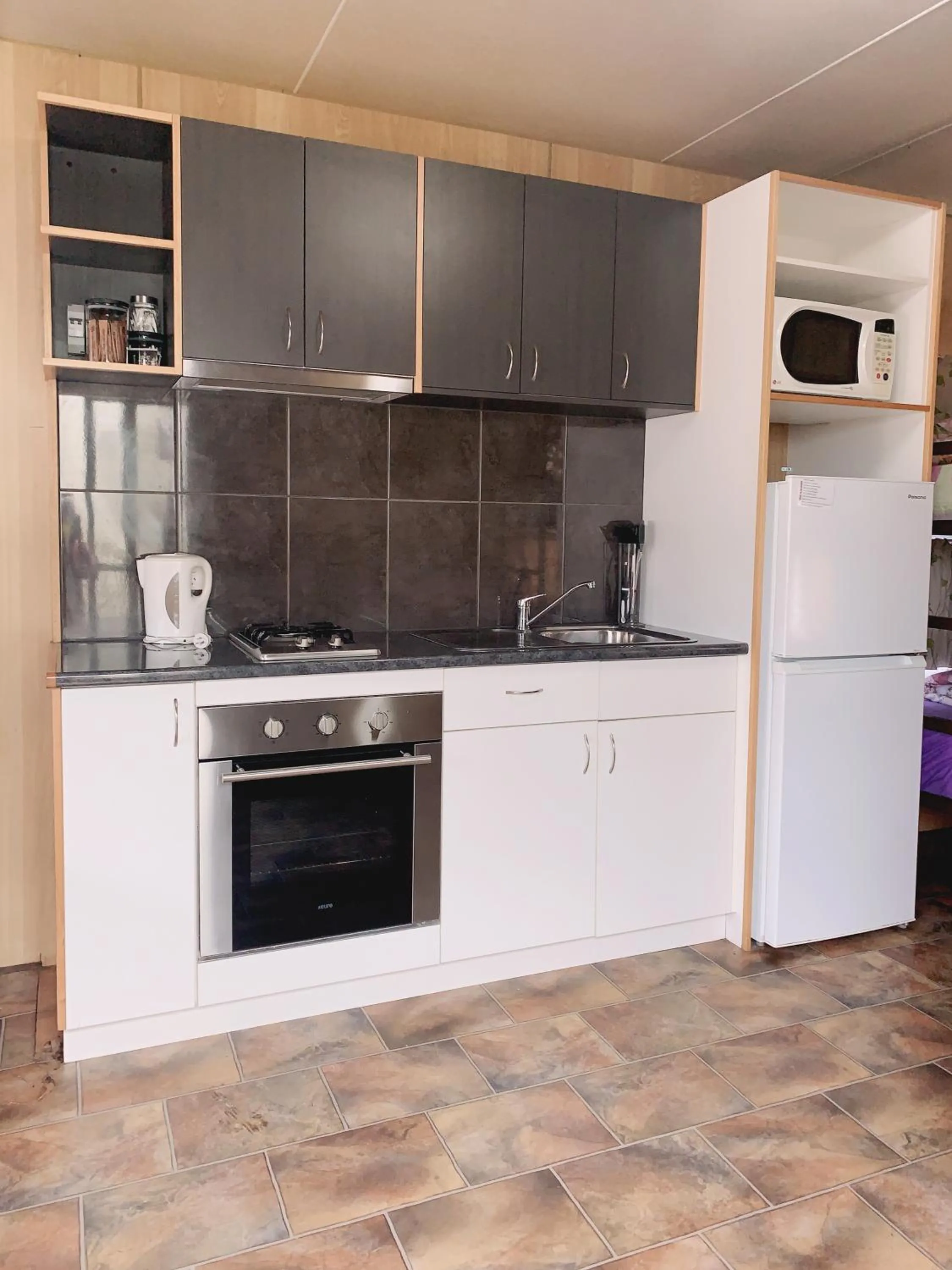 Coffee/tea facilities in Colac Otway Caravan & Cabin Park