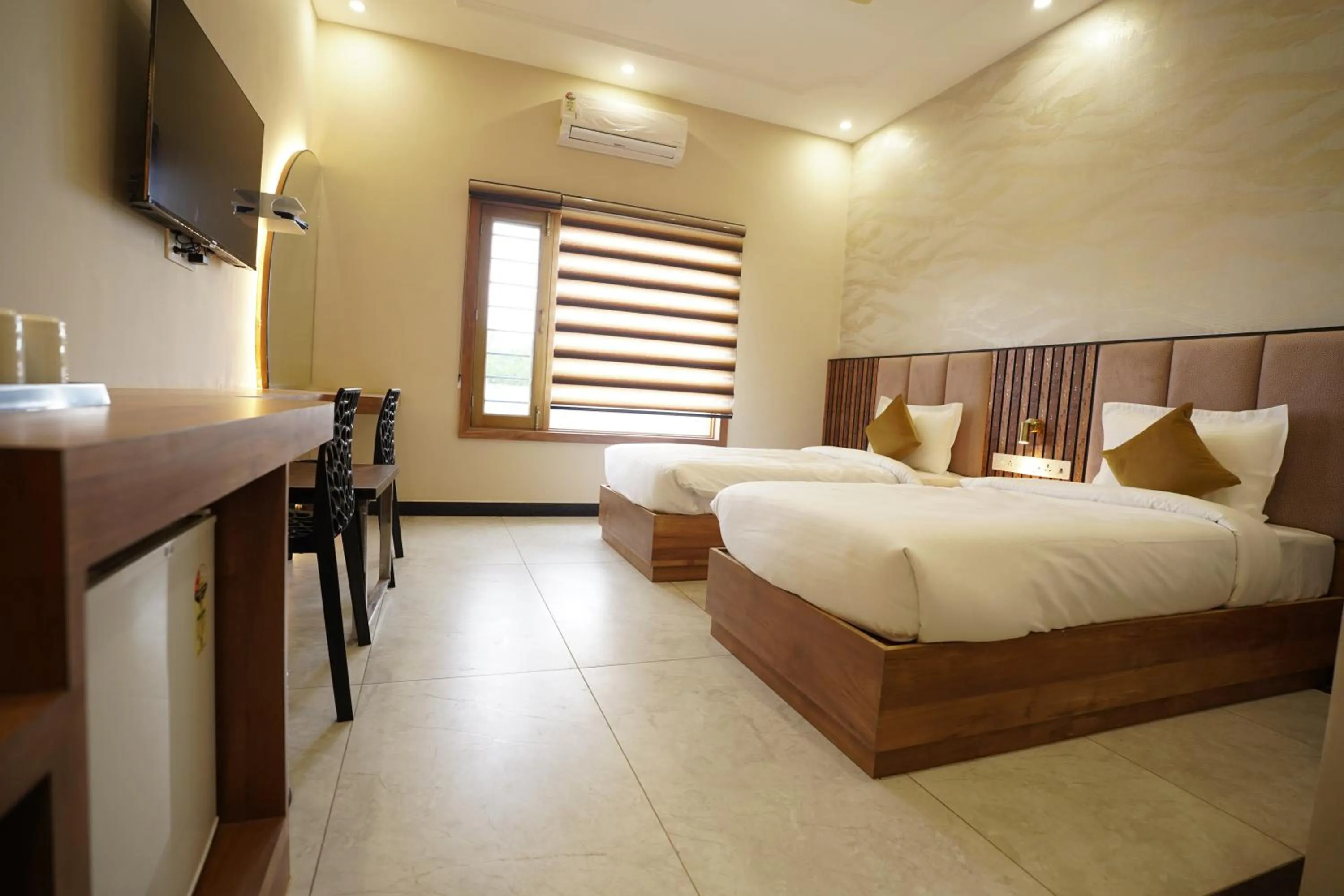 Bedroom, Bed in Dreamy Desert Hotel