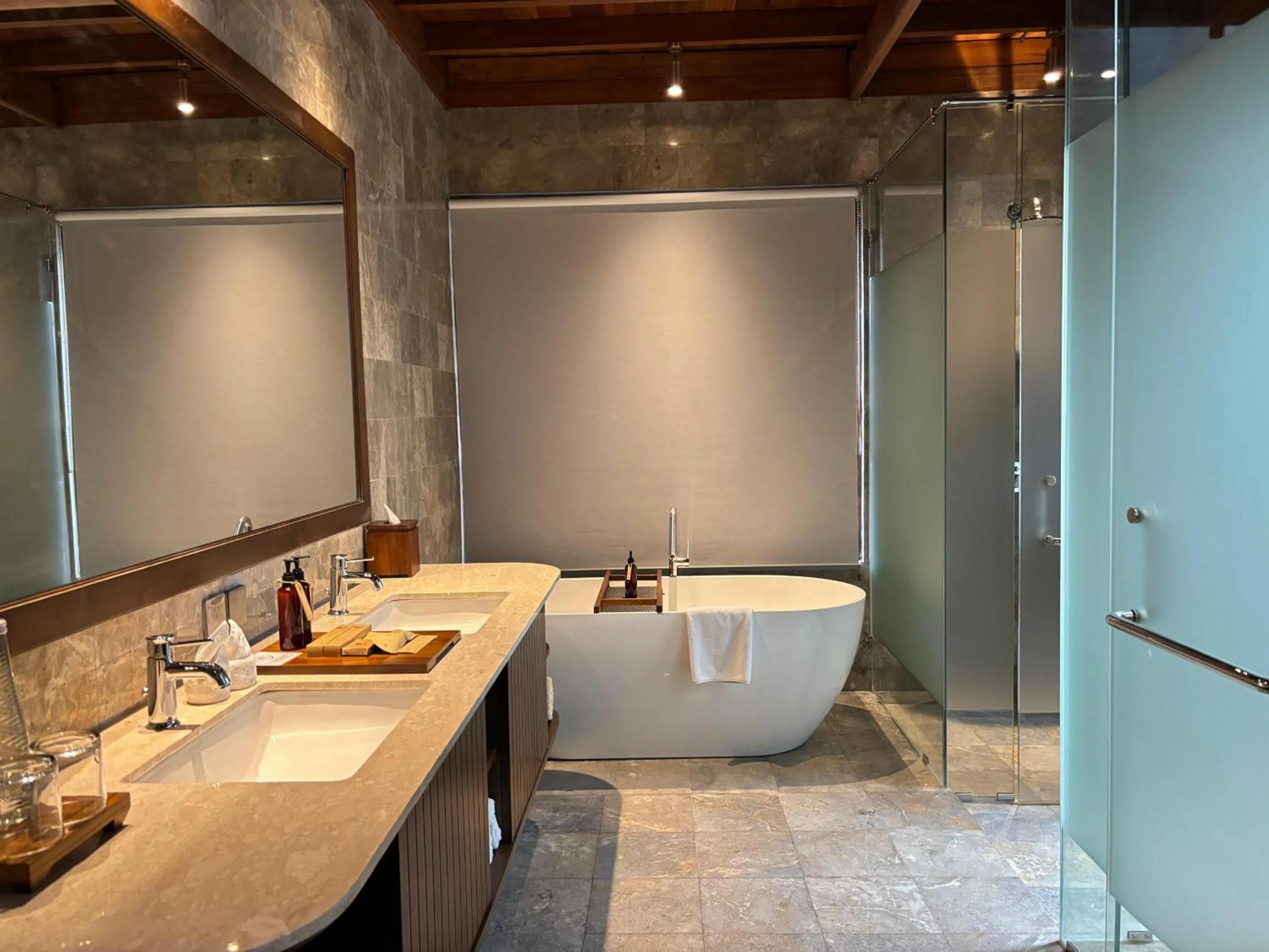 Bathroom in AnandaDara Ubud Resort & Spa