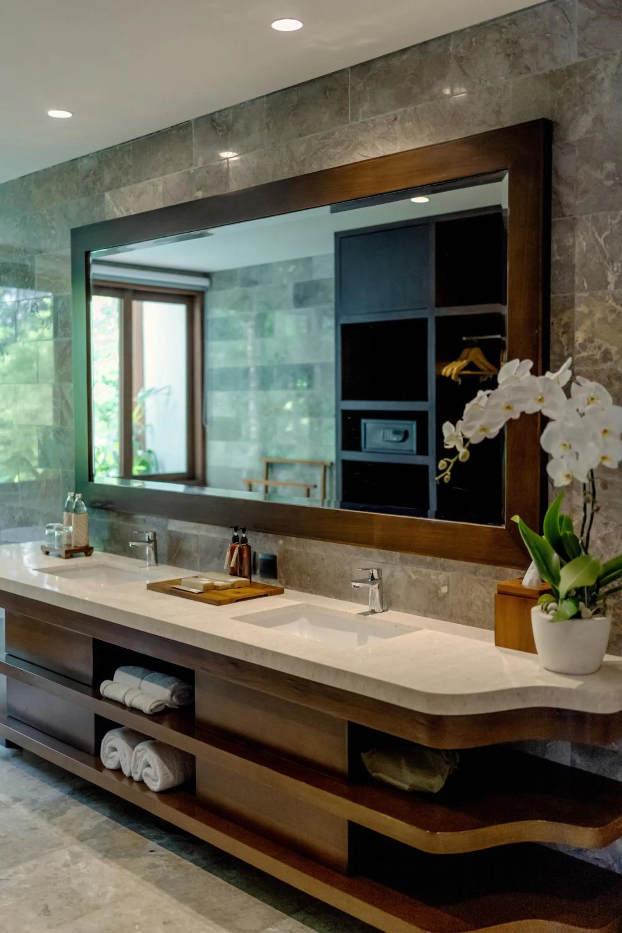 Bathroom in Adiwana Kamania