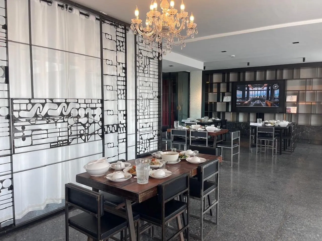 Evening entertainment in Sibtis Hotel