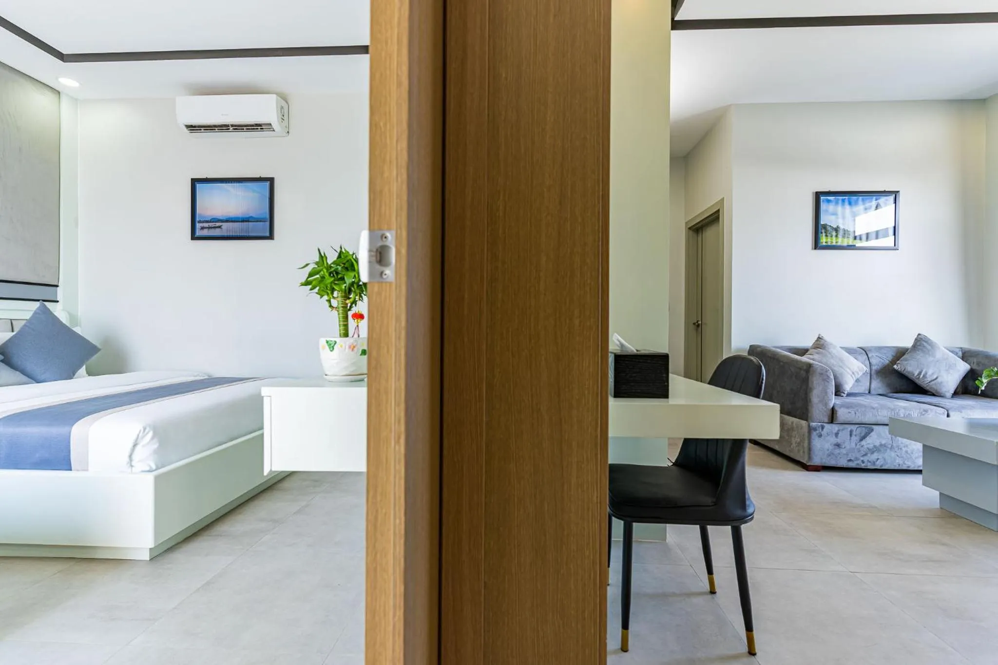 Bed in The Square Kampot Hotel