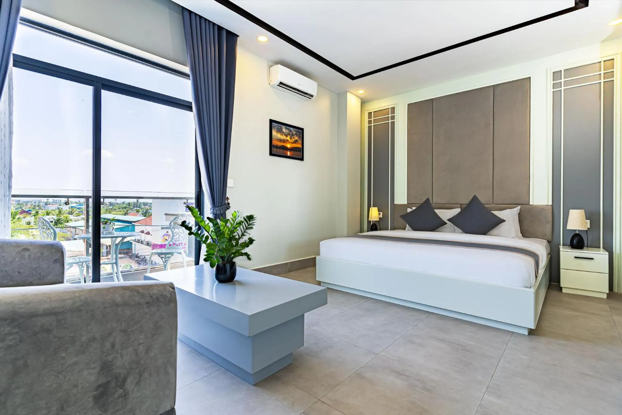 Bed in The Square Kampot Hotel