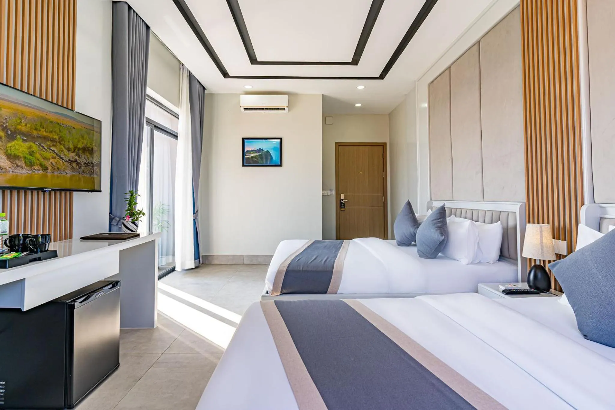 Bed in The Square Kampot Hotel