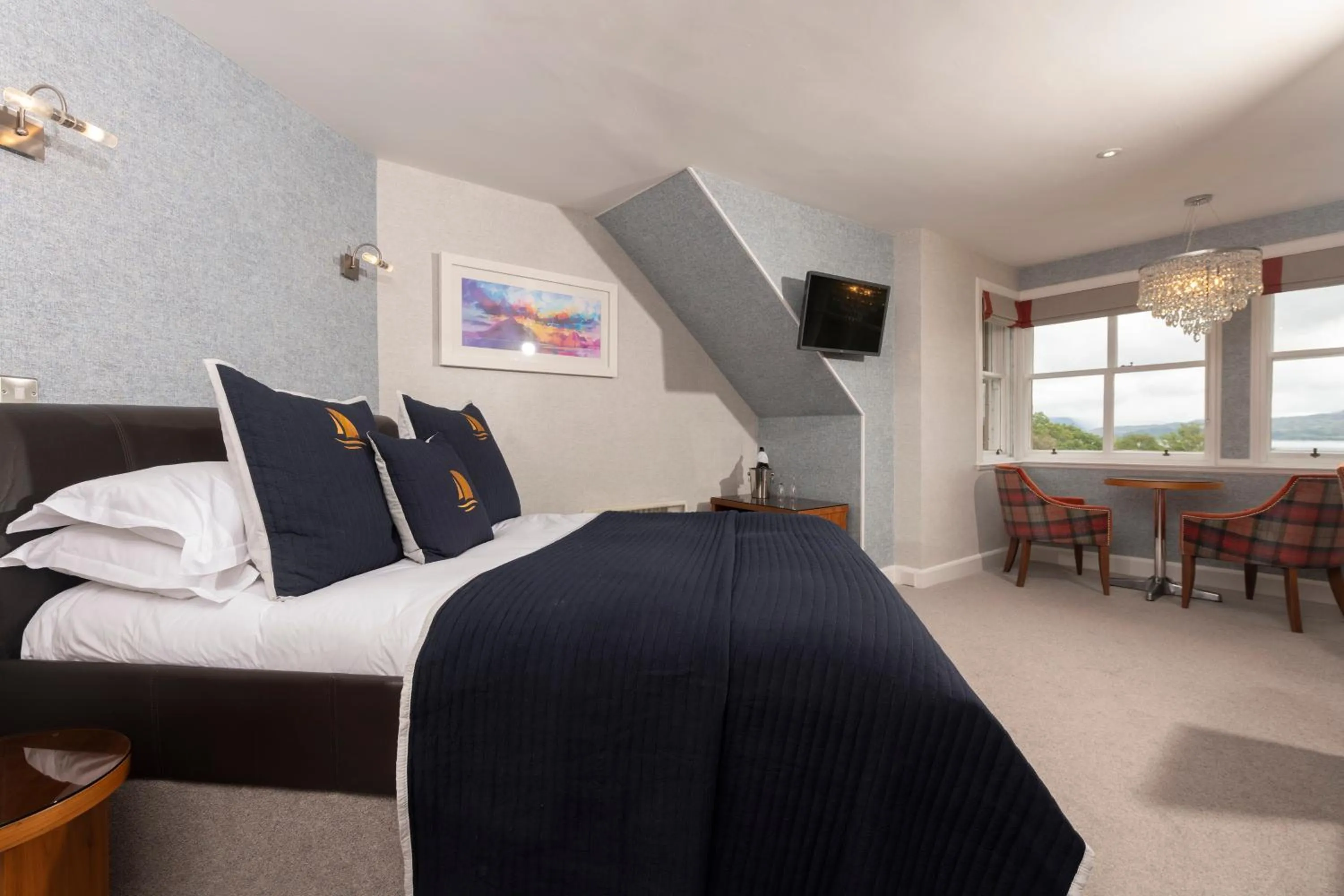 Sea view, Bed in Duisdale House Hotel