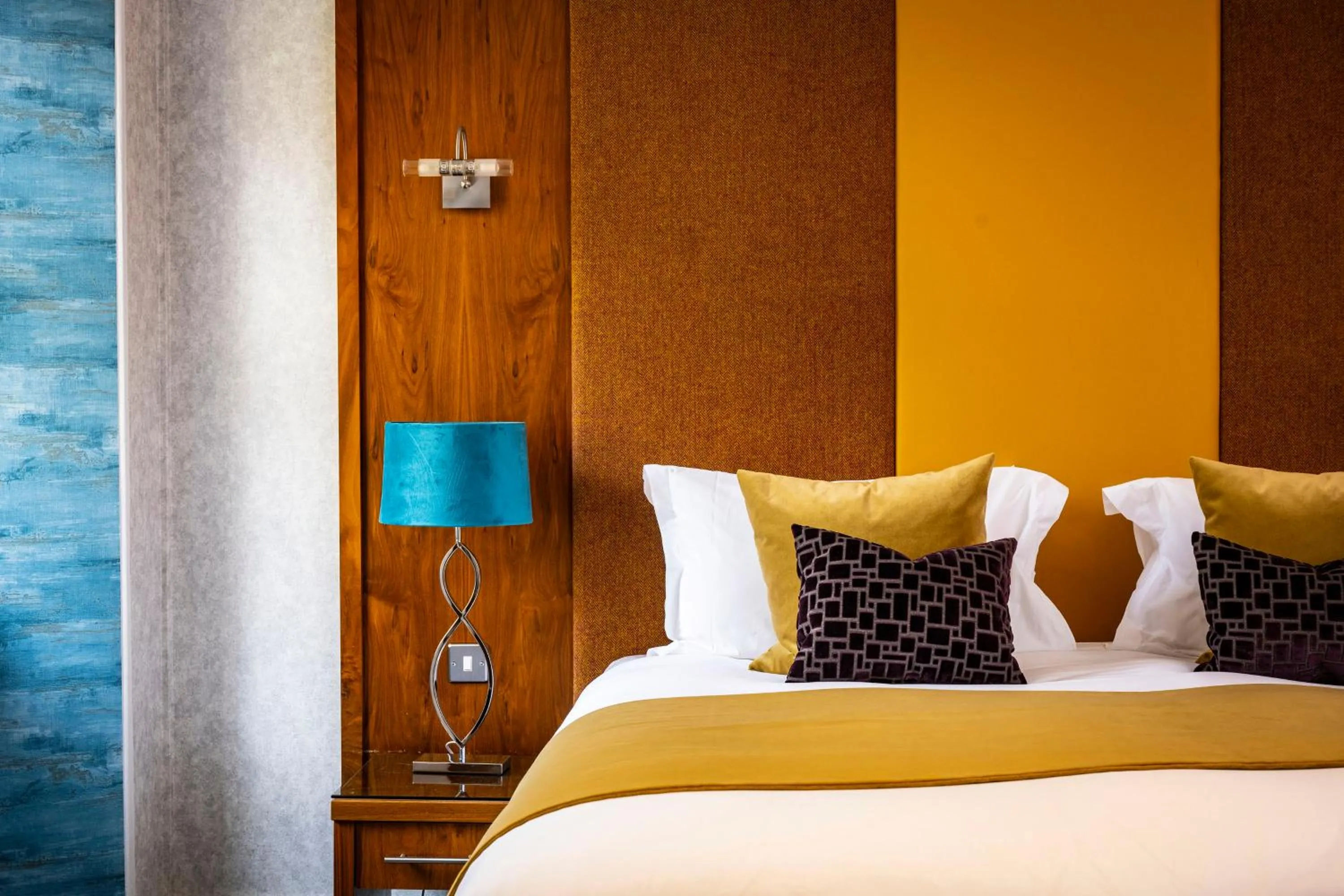 Bedroom, Bed in Duisdale House Hotel