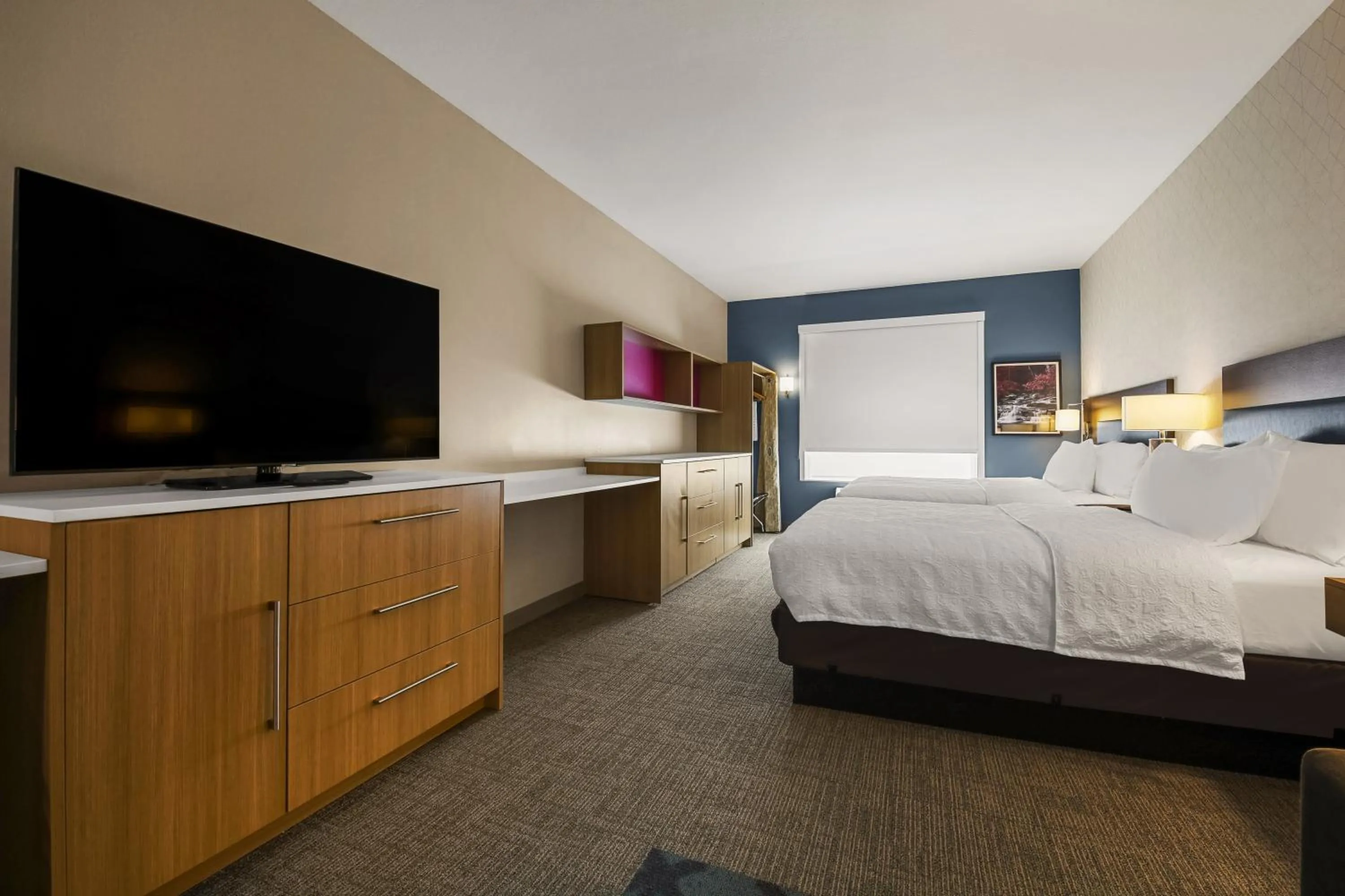 Bedroom, Bed in Home2 Suites By Hilton Cookeville