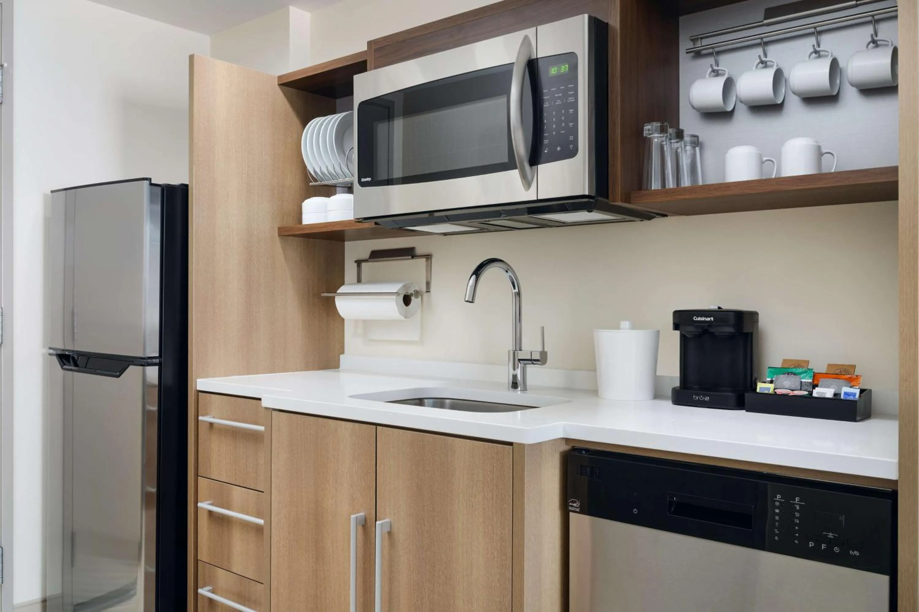 Kitchen or kitchenette in Home2 Suites By Hilton Towson