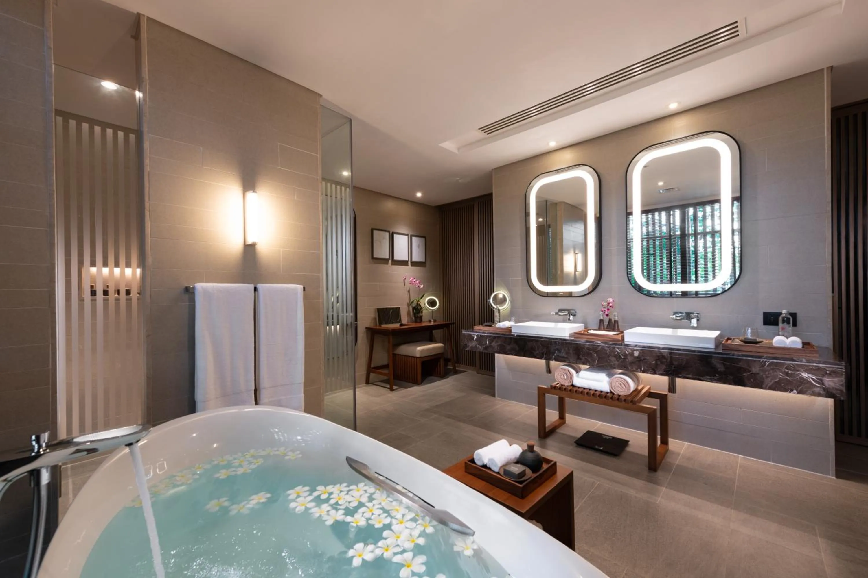 Bathroom in Hilton Yala Resort