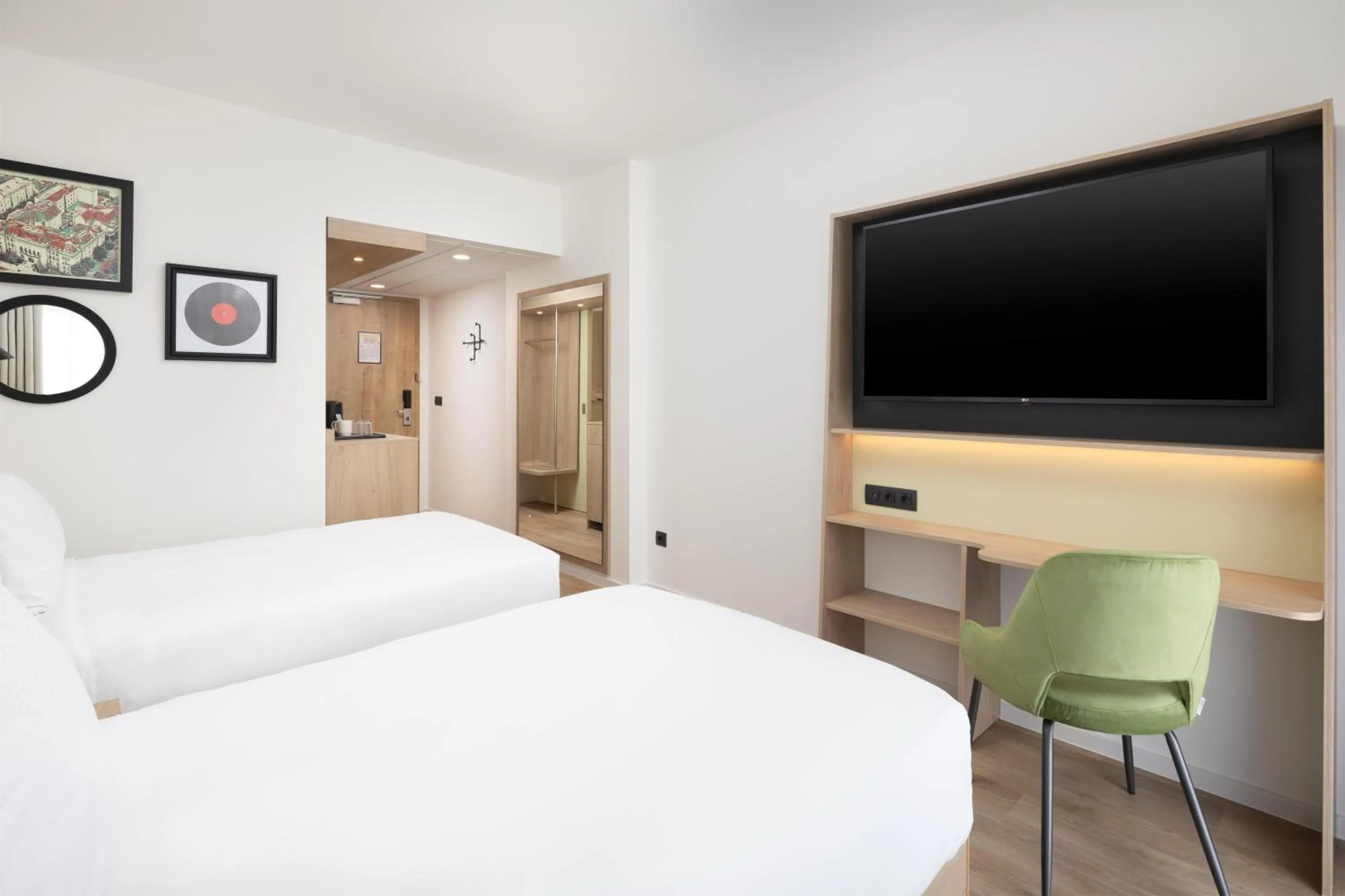 Bedroom, Bed in Hampton By Hilton Targu Mures