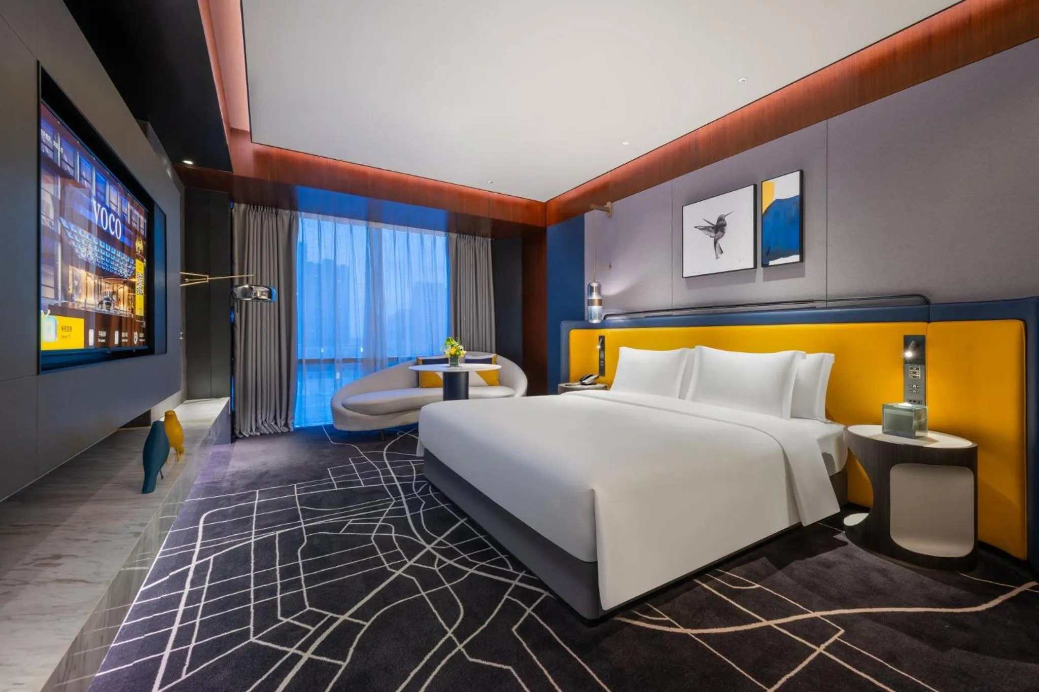 Photo of the whole room, Bed in voco Hefei Binhu by IHG