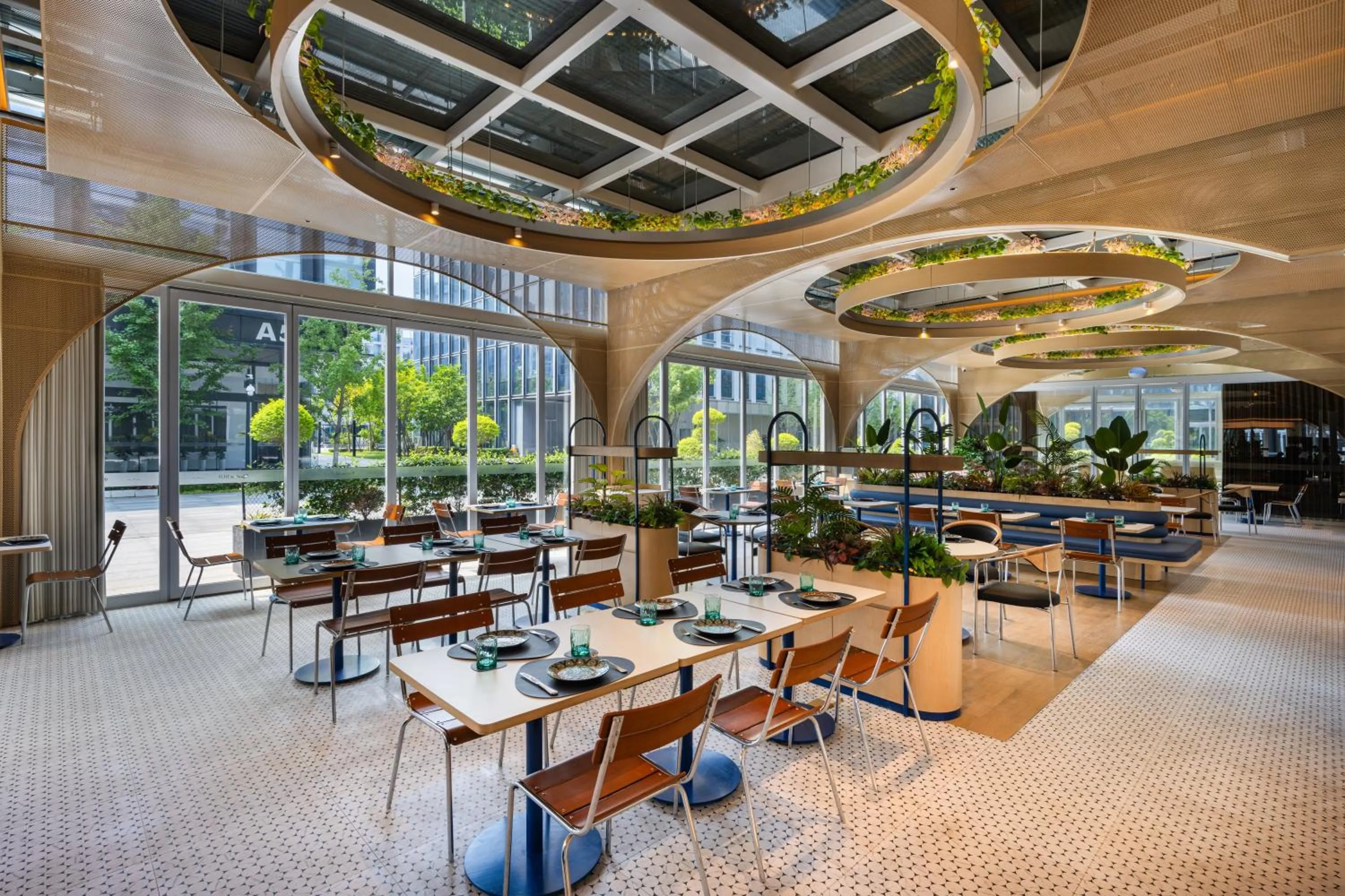 Restaurant/places to eat in voco Hefei Binhu by IHG