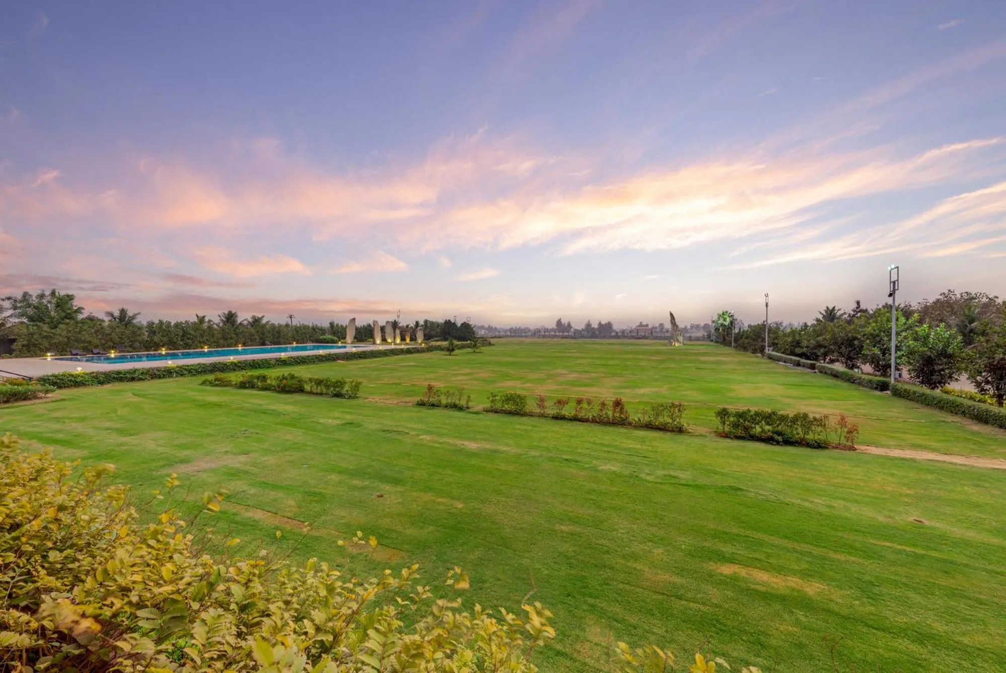Garden view in Highland Club with Swimming Pool-GYM