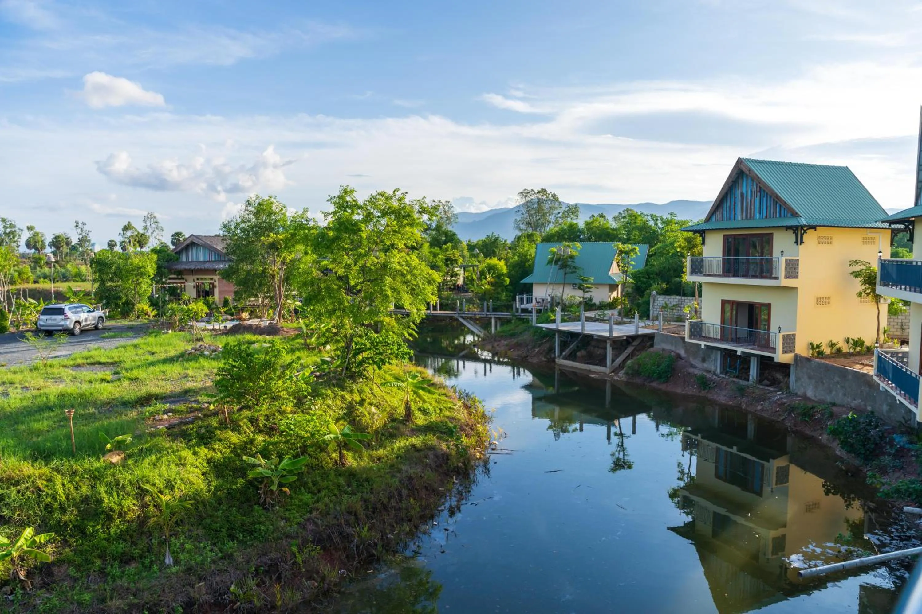 Property building in Kampot Eco Village
