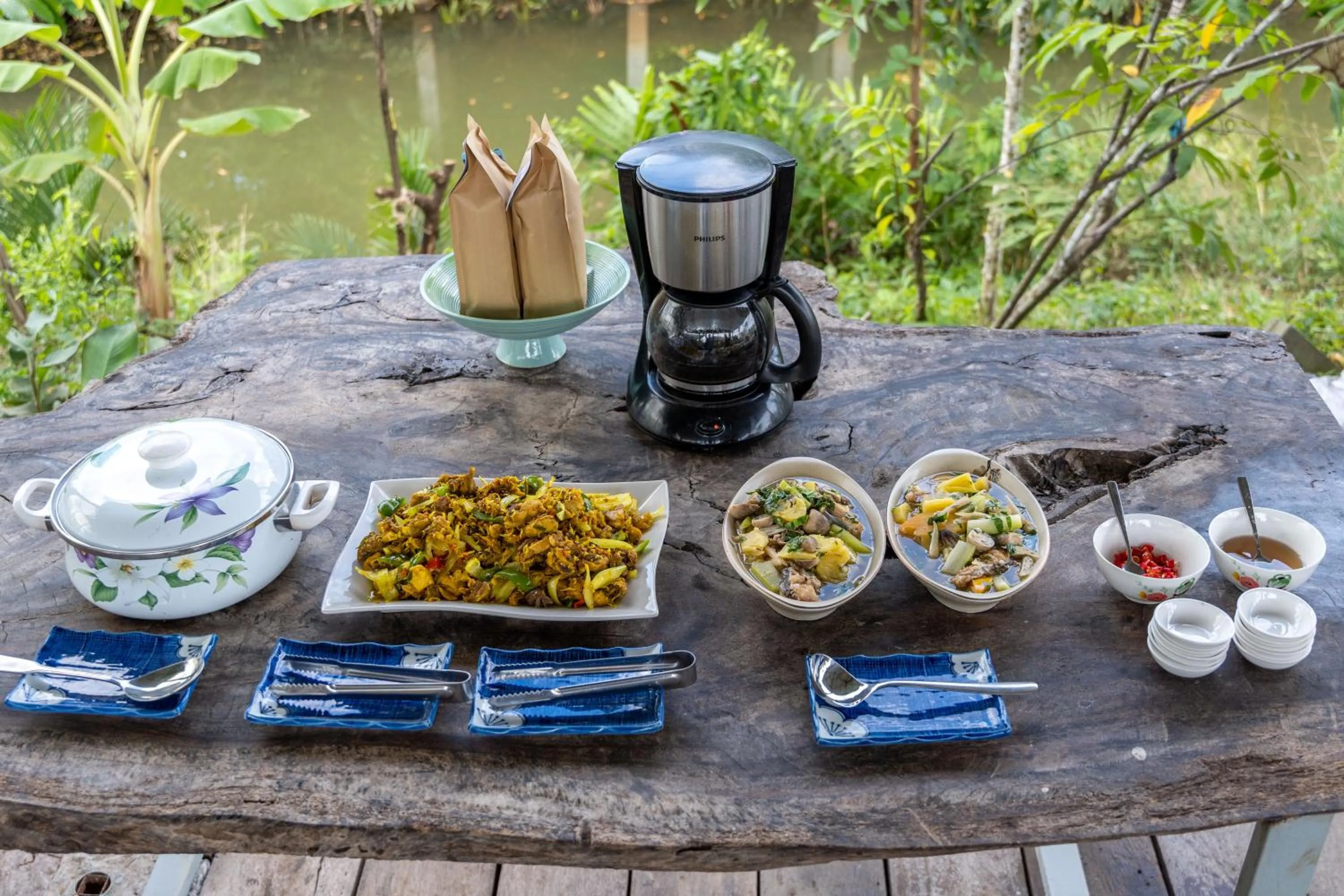 Restaurant/places to eat in Kampot Eco Village